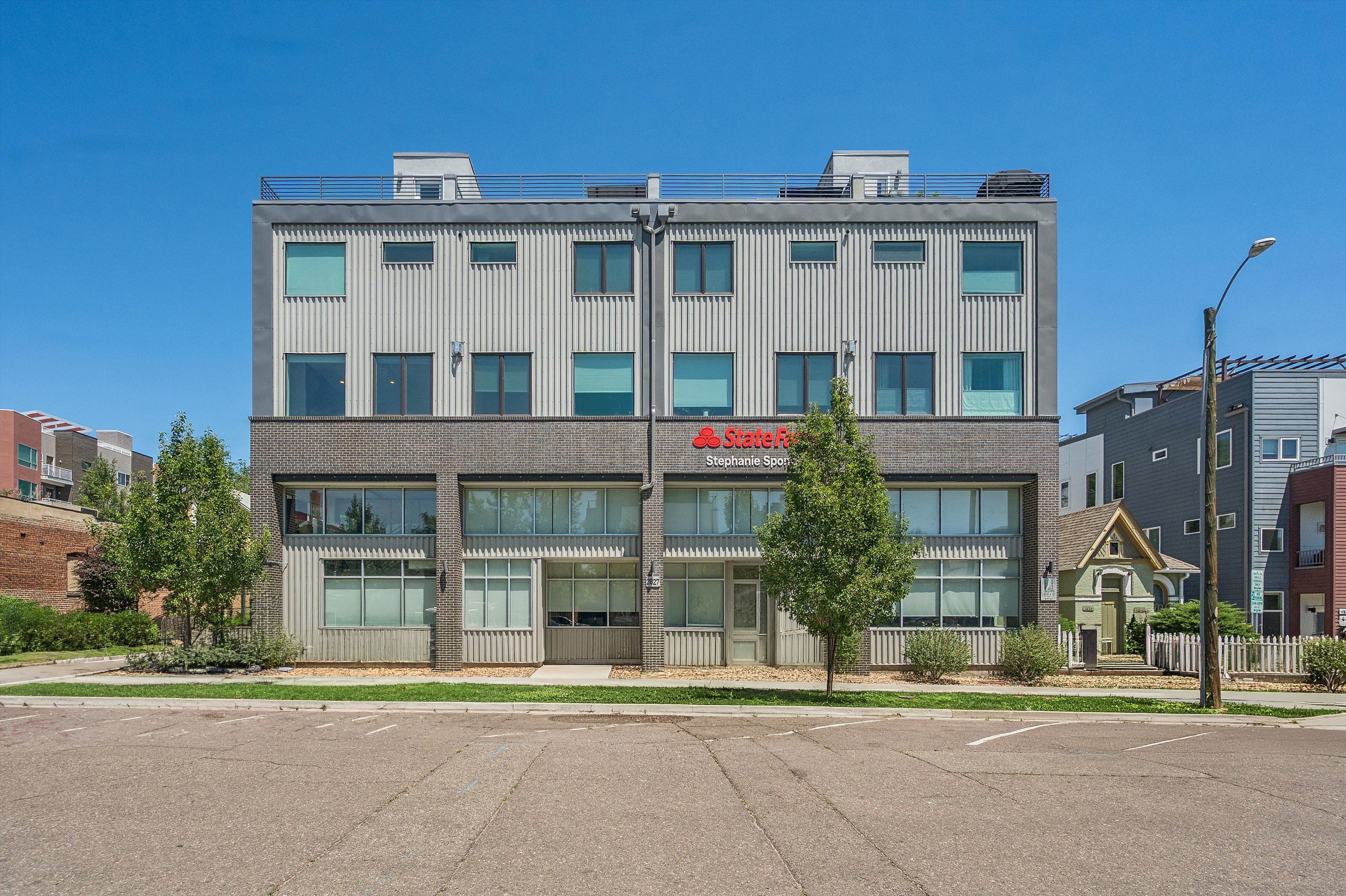  Condo Perched Above Jefferson Park with Rooftop Deck - 物件實景