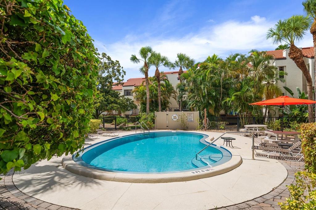 Clearwater Beach, Florida, 33767, United States, 3 Bedrooms Bedrooms, ,3 BathroomsBathrooms,Residential,For Sale,1918652