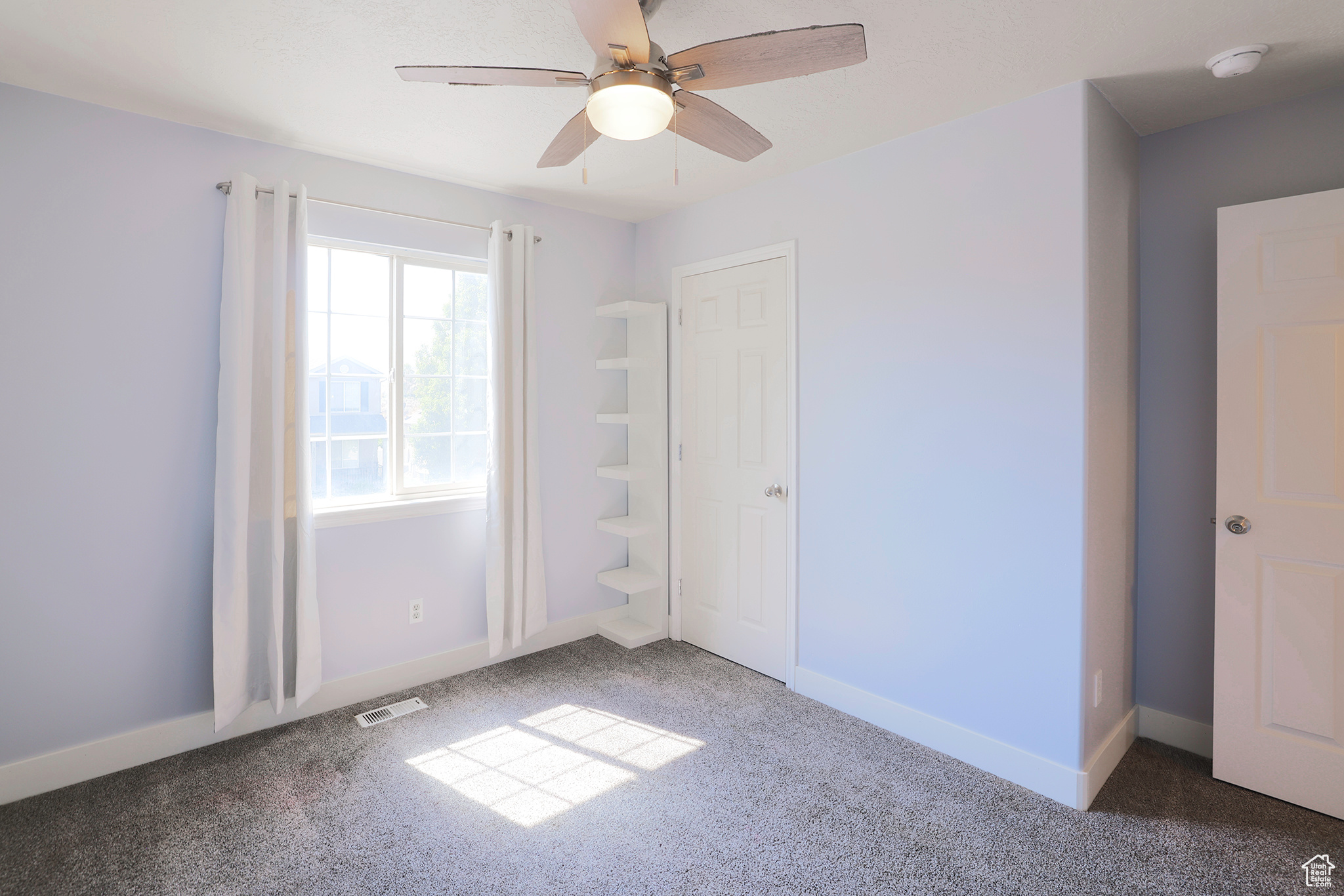 Lehi, Utah, 84043, United States, 5 Bedrooms Bedrooms, ,3 BathroomsBathrooms,Residential,For Sale,1941940