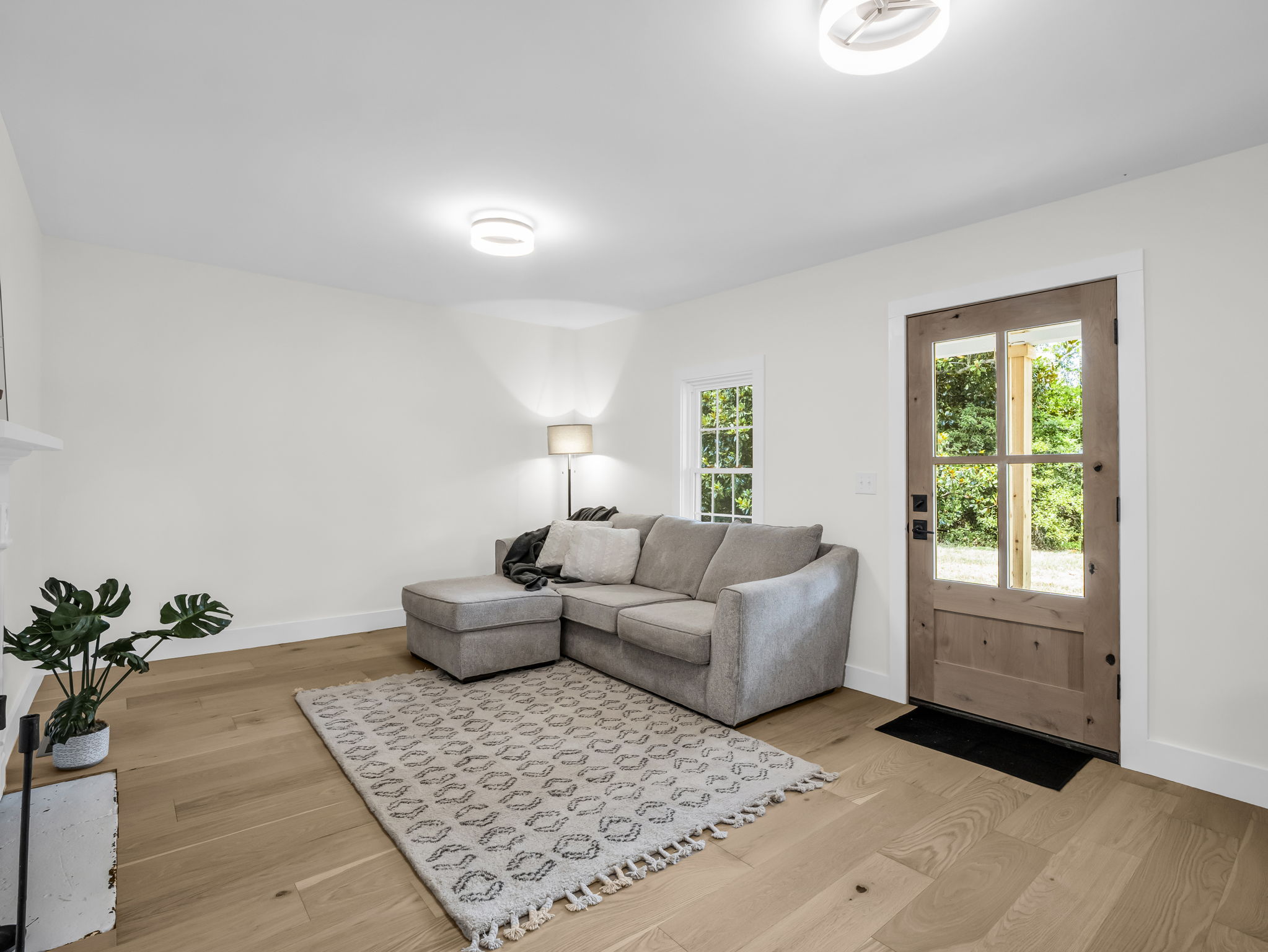 Tryon, North Carolina, 28782, United States, 3 Bedrooms Bedrooms, ,2 BathroomsBathrooms,Residential,For Sale,1927809