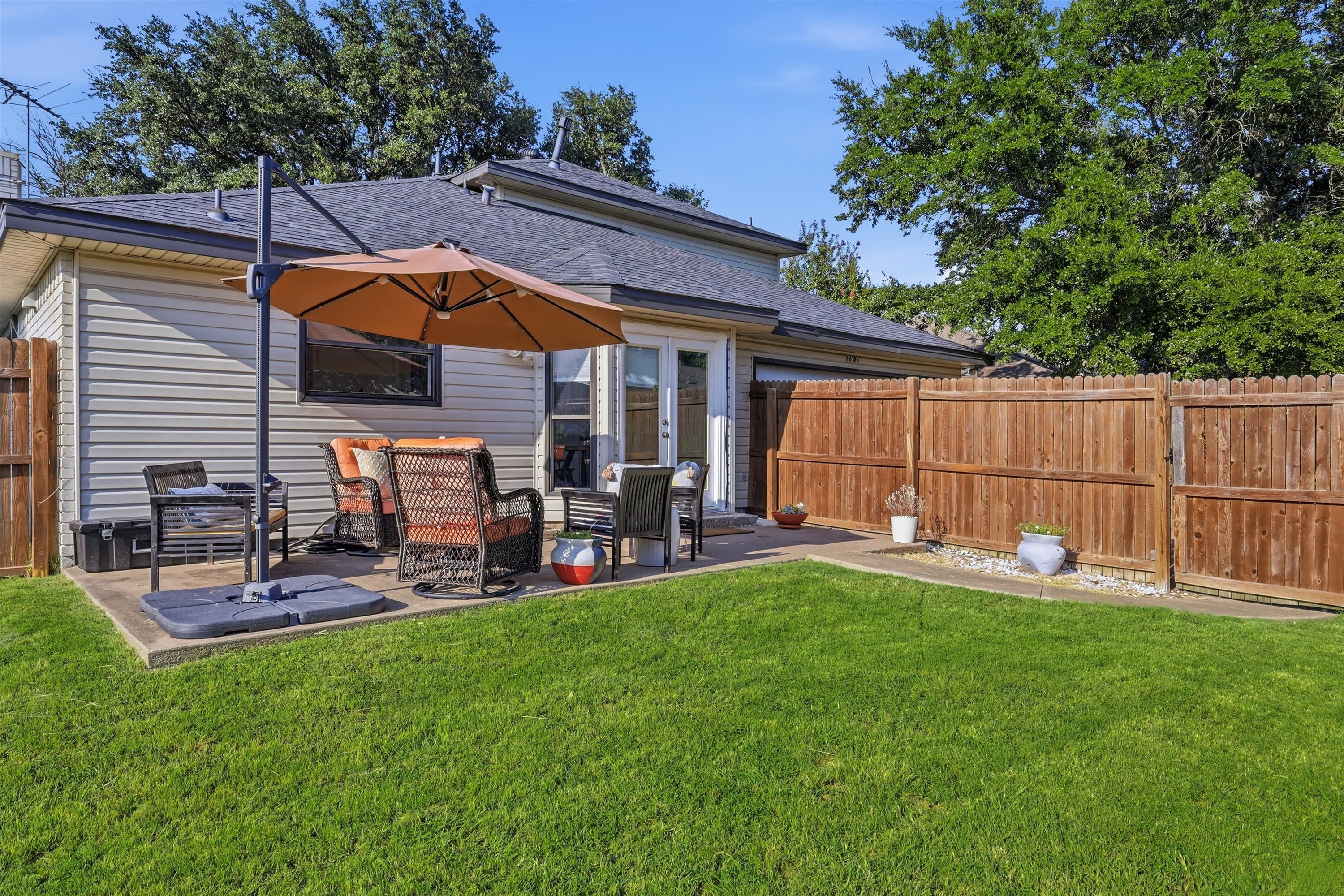  Beautifully Updated in Rowlett with a 2.75% Assumable FHA Loan - 物件實景