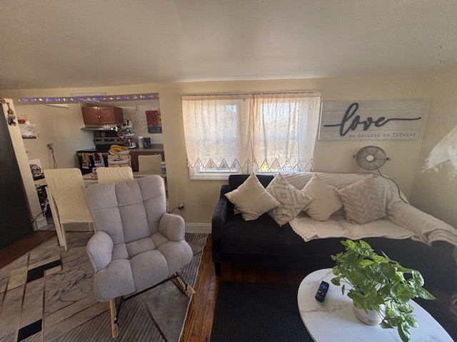 West Haven, Connecticut, 06516, United States, 5 Bedrooms Bedrooms, ,4 BathroomsBathrooms,Residential,For Sale,2048244
