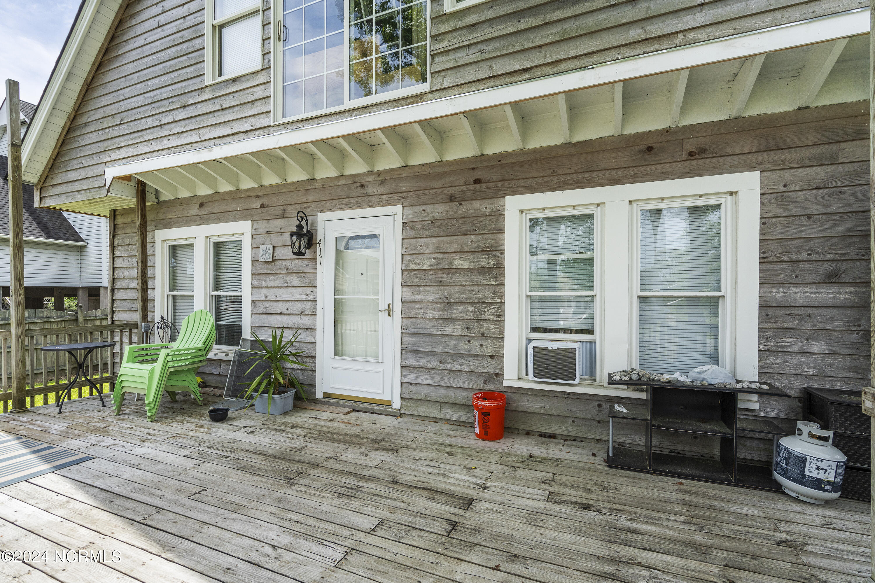 Carolina Beach, North Carolina, 28428, United States, 2 Bedrooms Bedrooms, ,2 BathroomsBathrooms,Residential,For Sale,1708974