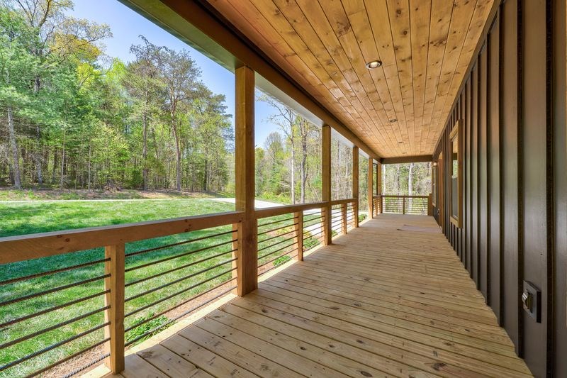 Ellijay, Georgia, 30536, United States, 3 Bedrooms Bedrooms, ,2 BathroomsBathrooms,Residential,For Sale,1944985