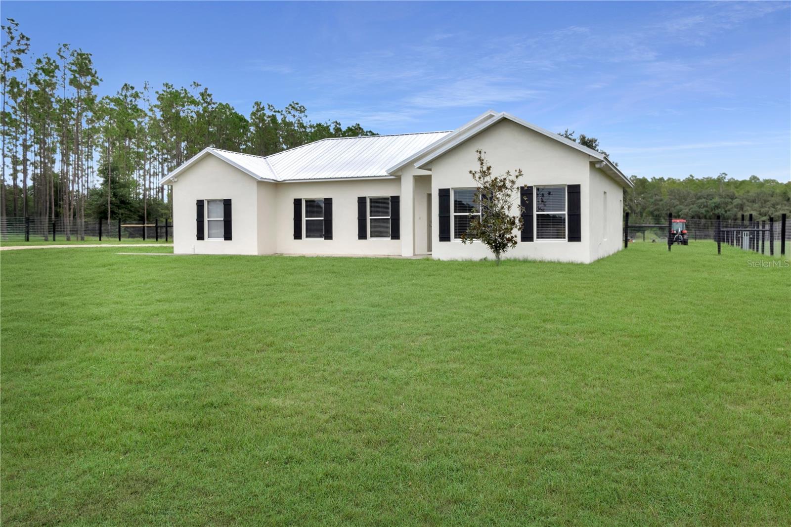 GROVELAND, Florida, 34736, United States, 3 Bedrooms Bedrooms, ,2 BathroomsBathrooms,Residential,For Sale,1932876