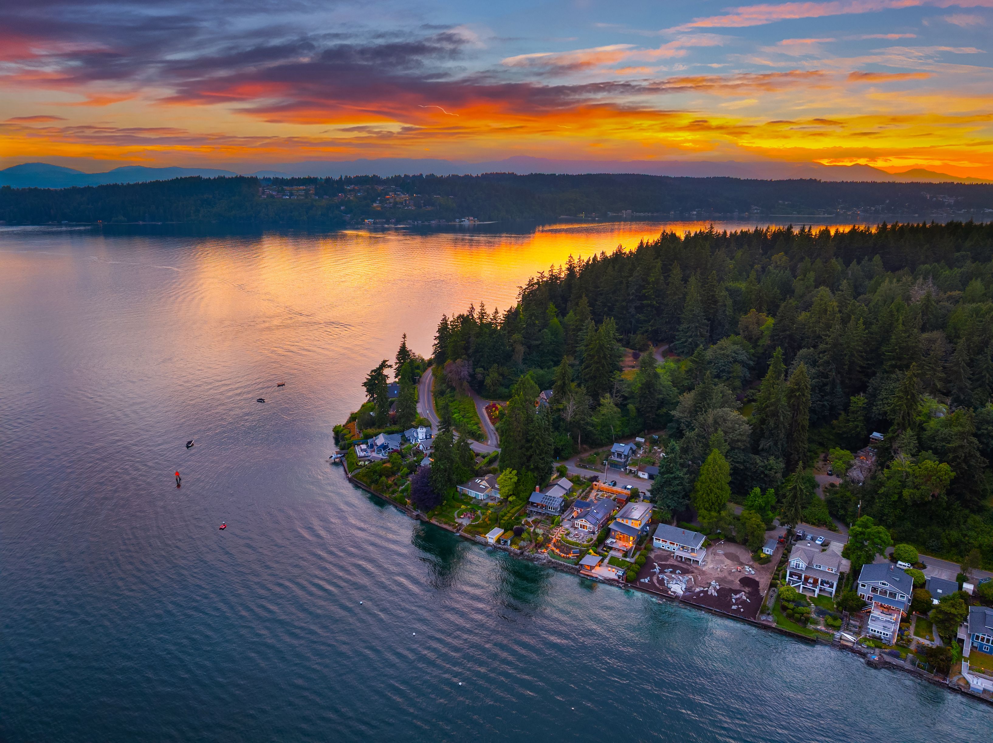  3154 Point White Drive Northeast, Bainbridge Island, WA 98110 - 物件實景