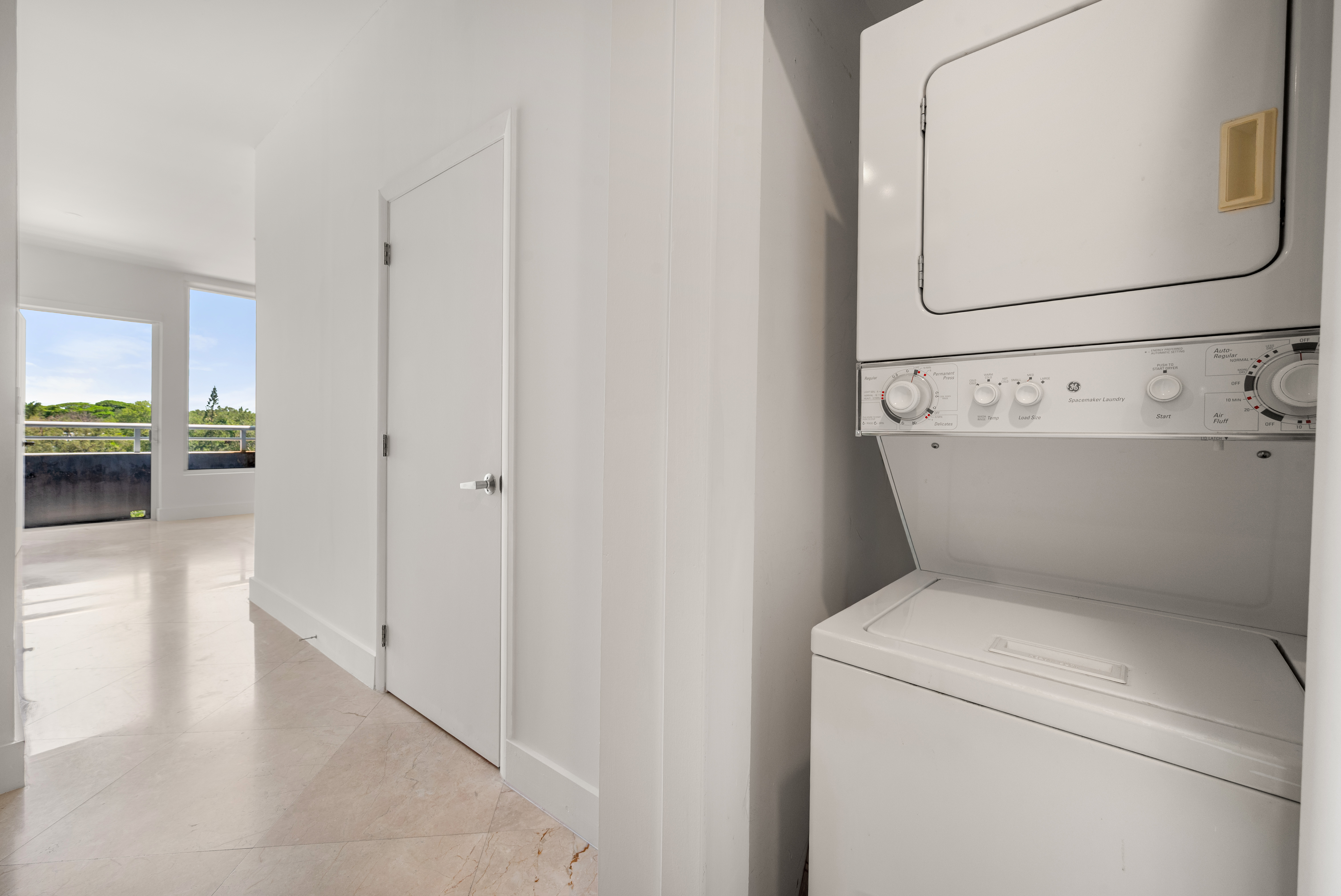  3250 Grand Ave, Miami, FL, 33133 - 物件實景
