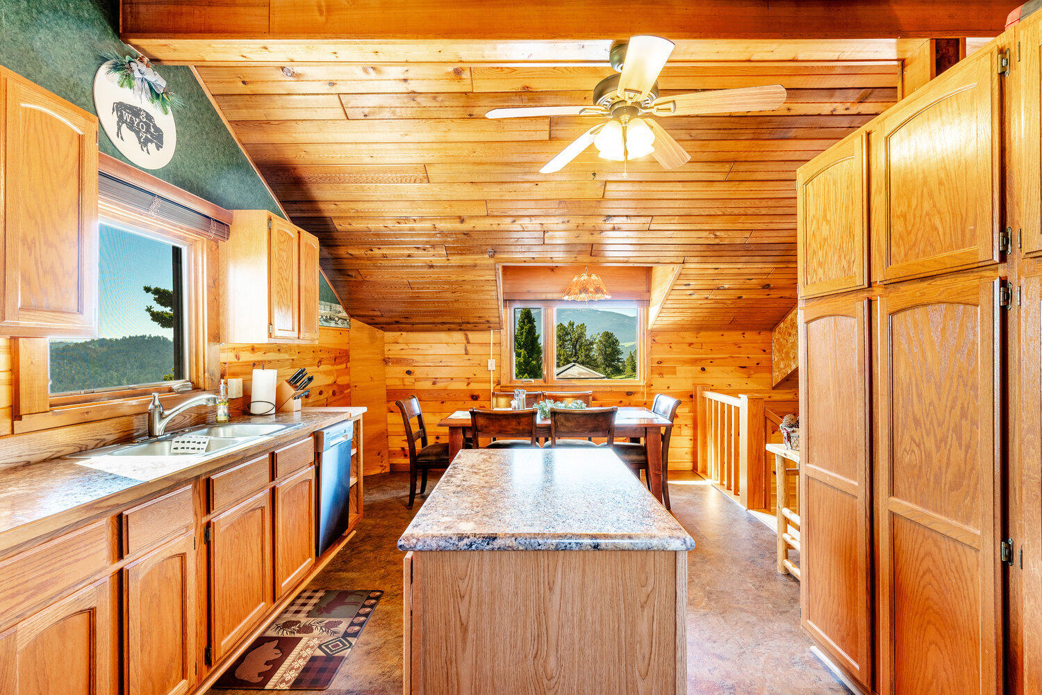Sheridan, Wyoming, 82801, United States, 3 Bedrooms Bedrooms, ,2 BathroomsBathrooms,Residential,For Sale,1890581
