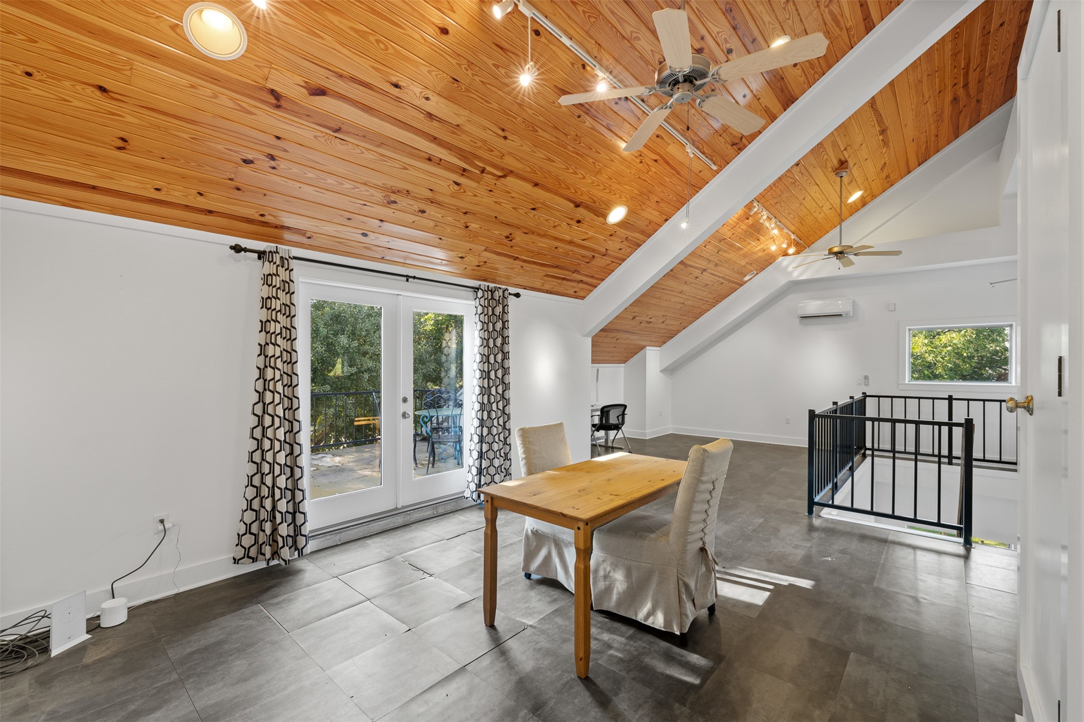  453 N Washington Street - 物件實景