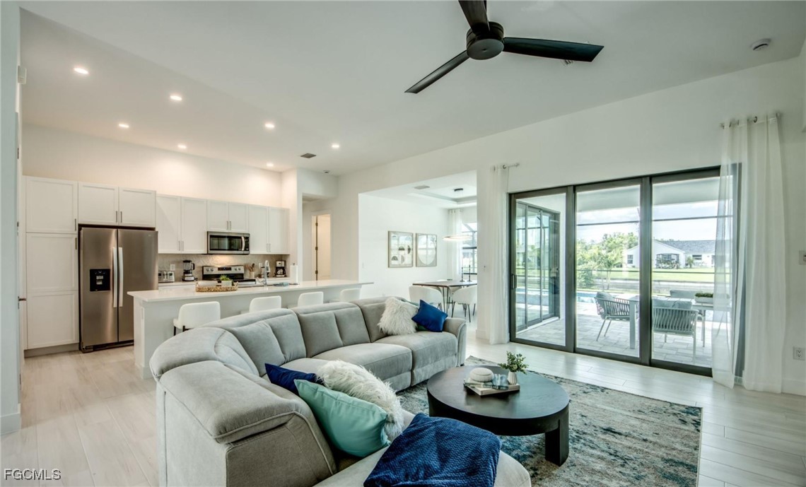 Cape Coral, Florida, 33914, United States, 3 Bedrooms Bedrooms, ,2 BathroomsBathrooms,Residential,For Sale,2009970