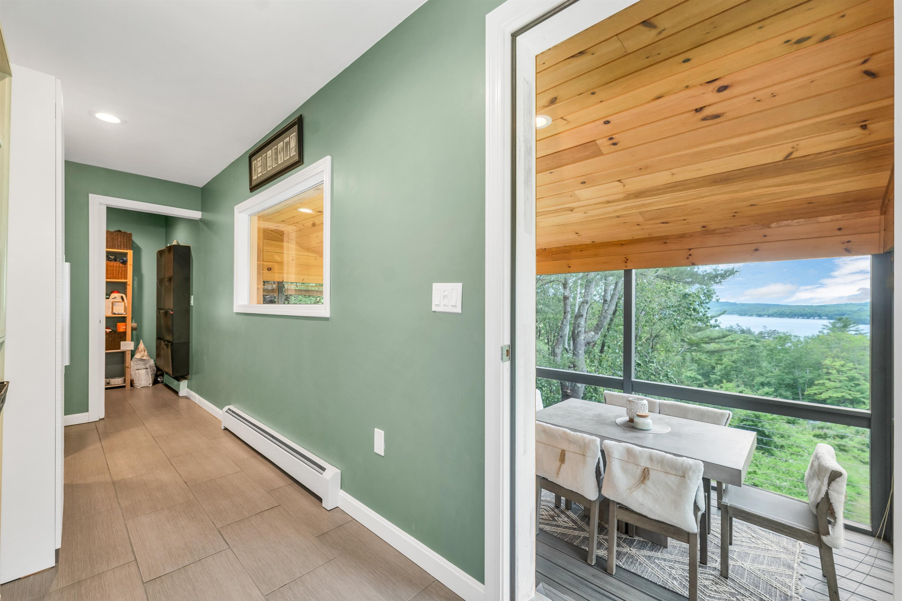 Meredith, New Hampshire, 03253, United States, 3 Bedrooms Bedrooms, ,2 BathroomsBathrooms,Residential,For Sale,1901230