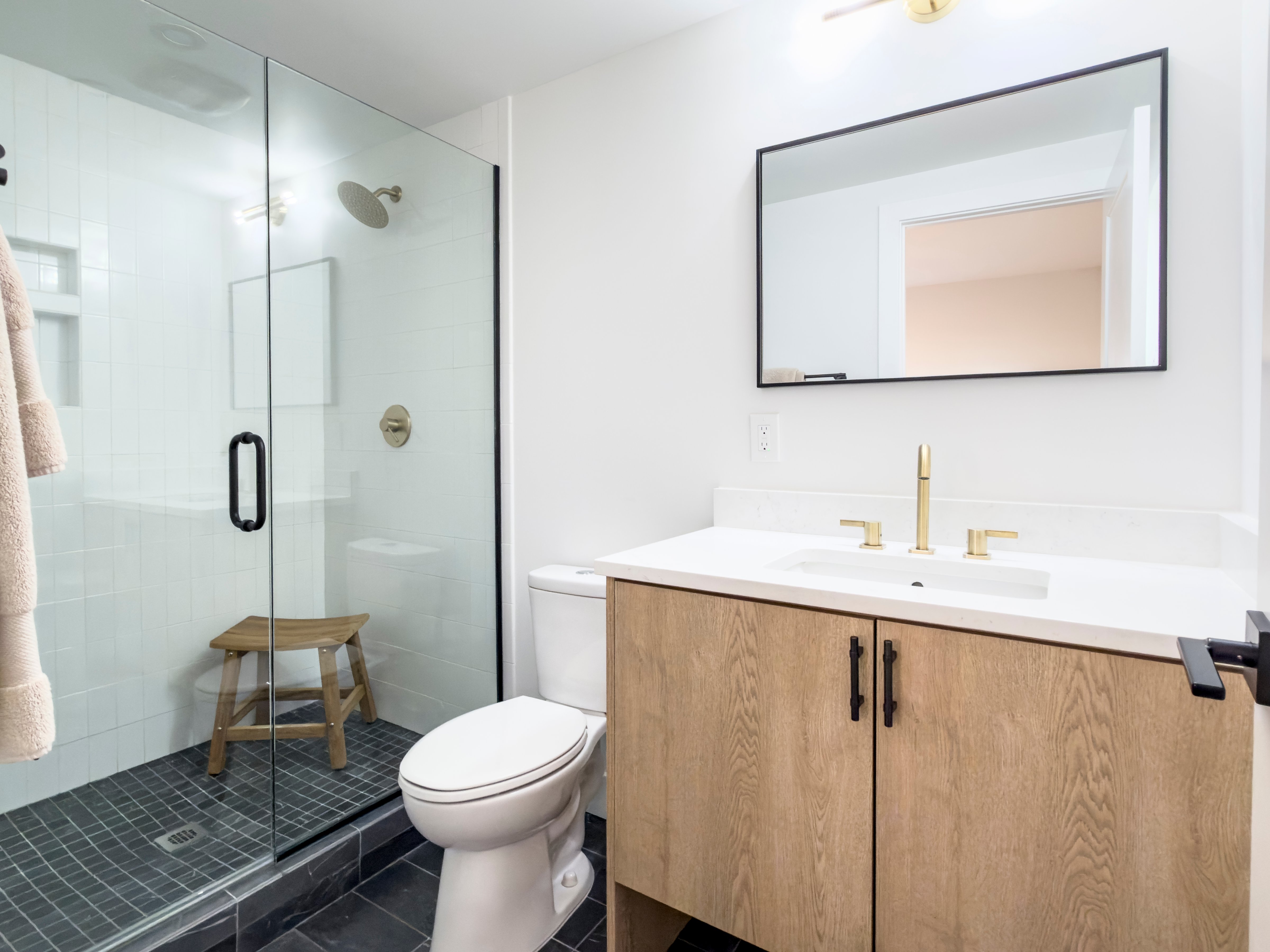  Beautifully renovated-perfect blend of modern functionality, thoughtful design - 物件實景