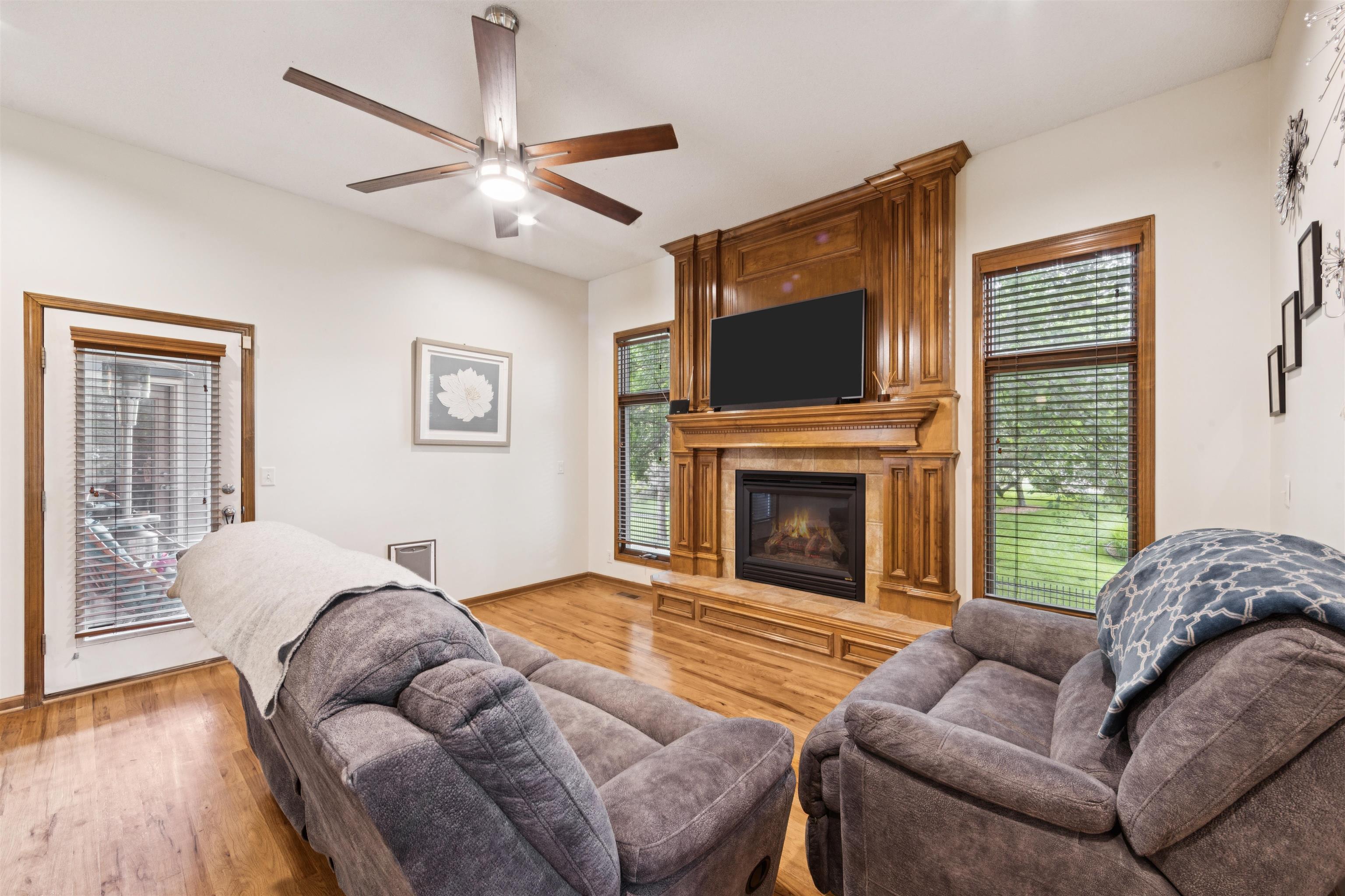 Wichita, Kansas, 67205, United States, 5 Bedrooms Bedrooms, ,3 BathroomsBathrooms,Residential,For Sale,1847235