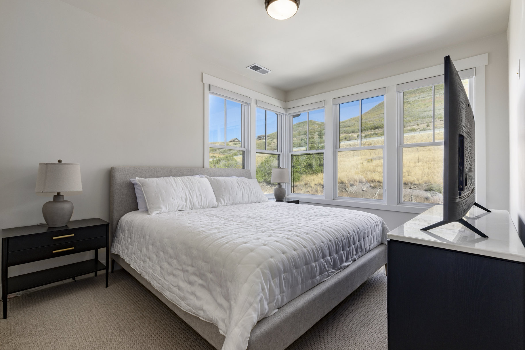  Deer Valley® Ski-Run Views + Lakeside Living in Deer Waters - 物件實景