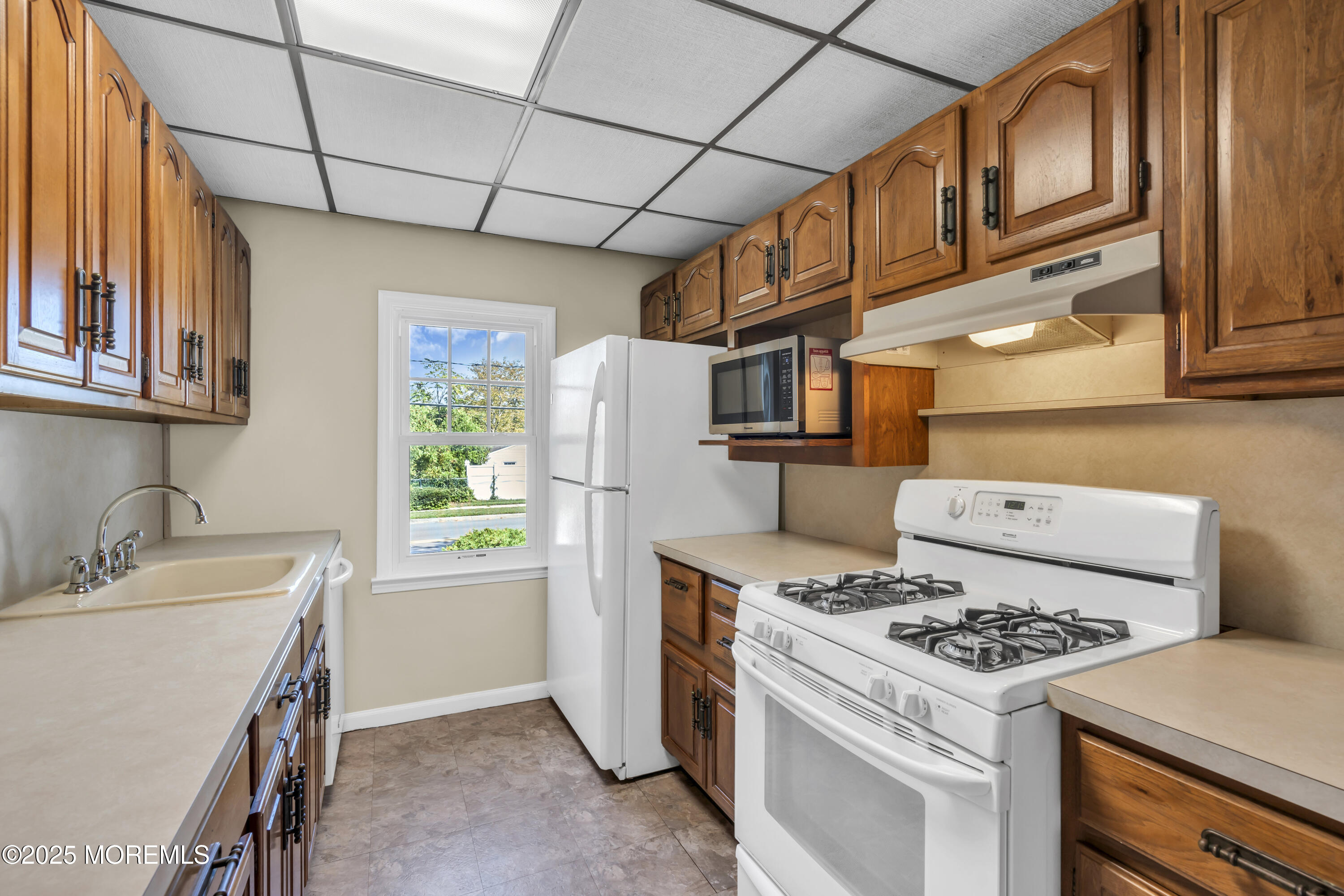 Aberdeen, New Jersey, 07747, United States, 3 Bedrooms Bedrooms, ,1 BathroomBathrooms,Residential,For Sale,1955977