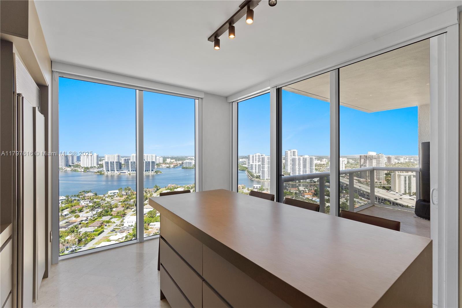 Sunny Isles Beach, Florida, 33160, United States, 3 Bedrooms Bedrooms, ,5 BathroomsBathrooms,Residential,For Sale,1796970