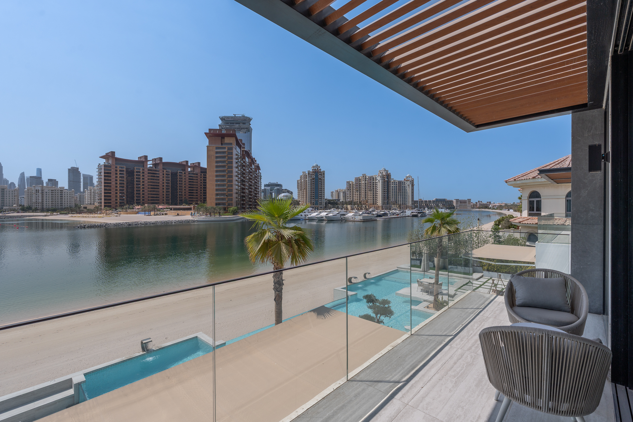  Expertly Upgraded Signature Villa on Palm Jumeirah - 物件實景