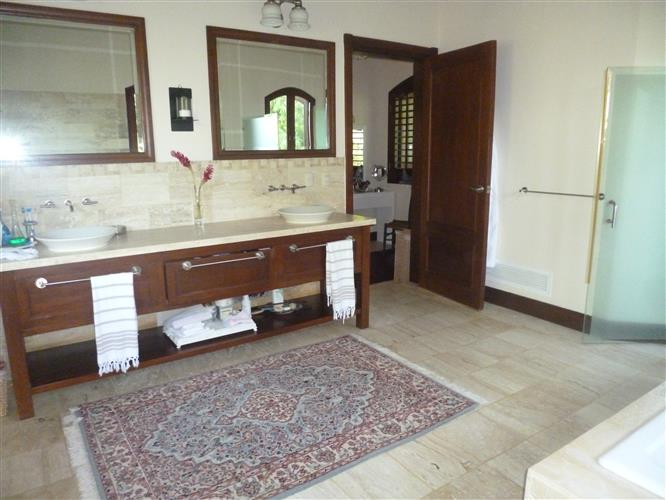 Sosua, DO, 6 Bedrooms Bedrooms, ,7 BathroomsBathrooms,Residential,For Sale,383048