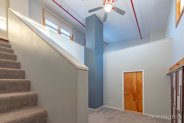 Chicago, Illinois, 60616, United States, 3 Bedrooms Bedrooms, ,2 BathroomsBathrooms,Residential,For Sale,1881294