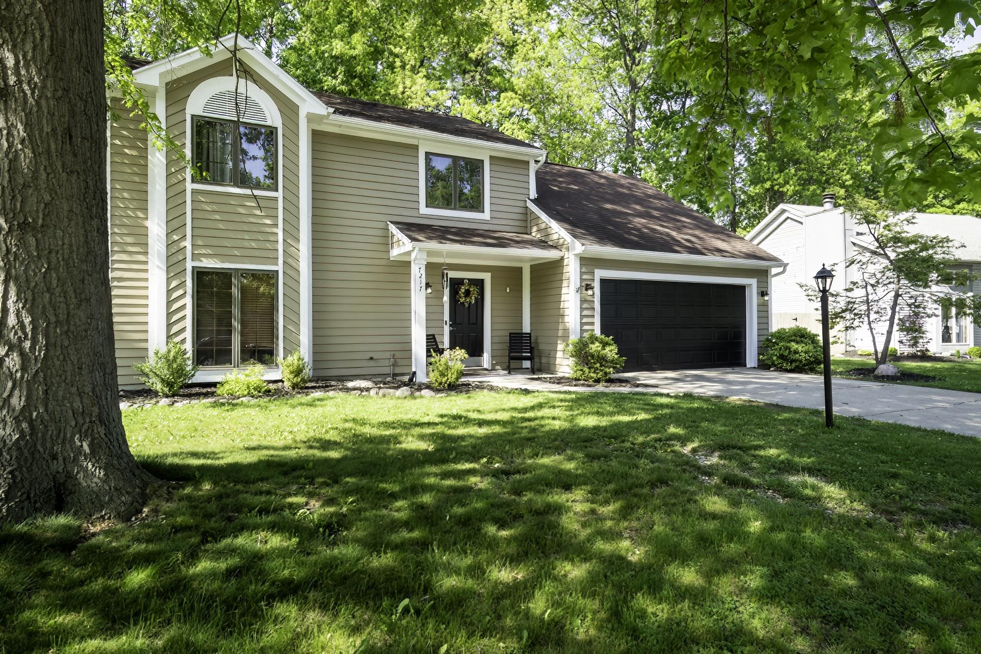 Wood Meadows Ln, Fort Wayne, IN 46835