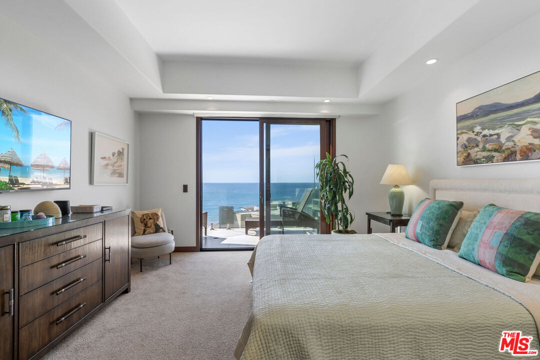 Malibu, California, 90265, United States, 3 Bedrooms Bedrooms, ,4 BathroomsBathrooms,Residential,For Sale,1855948