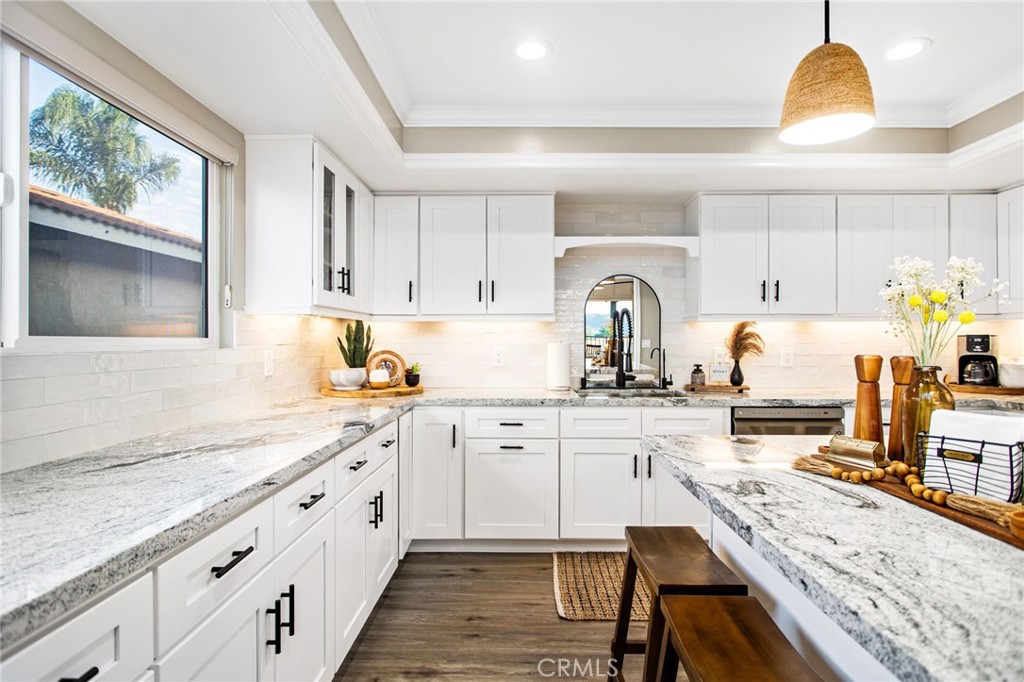 Canyon Lake, California, 92587, United States, 4 Bedrooms Bedrooms, ,3 BathroomsBathrooms,Residential,For Sale,2036955