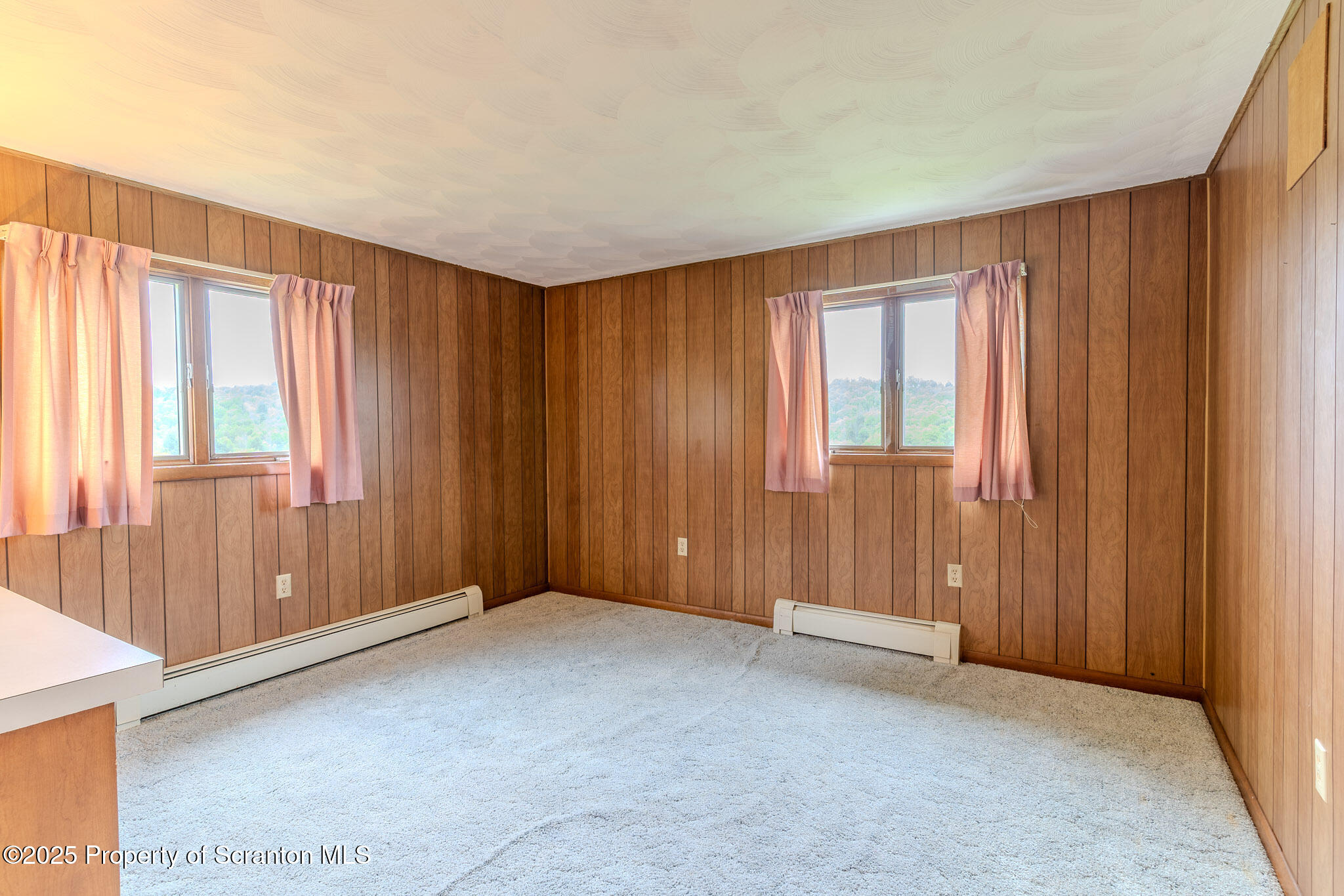 New Milford, Pennsylvania, 18834, United States, 4 Bedrooms Bedrooms, ,4 BathroomsBathrooms,Residential,For Sale,1837869