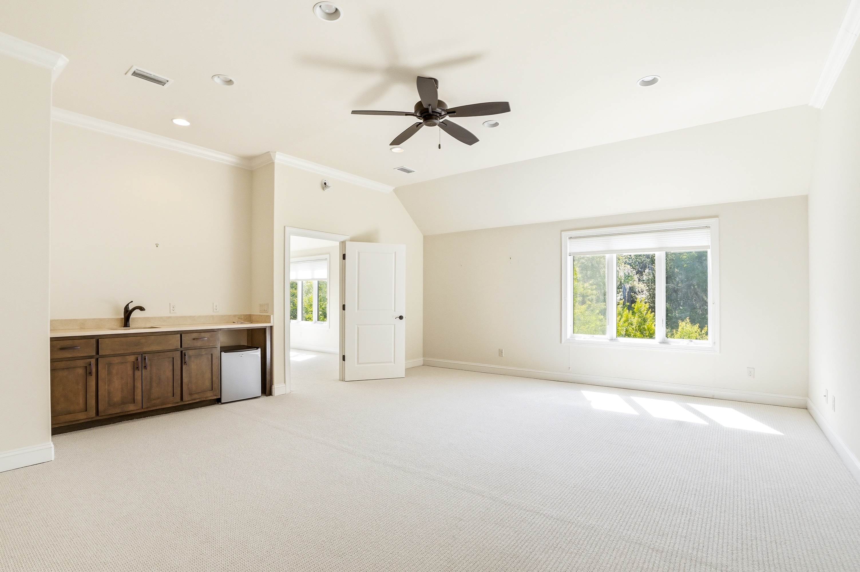  308 Lake Stillwater Drive - 物件實景