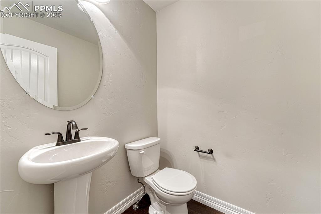 Colorado Springs, Colorado, 80921, United States, 5 Bedrooms Bedrooms, ,4 BathroomsBathrooms,Residential,For Sale,1939279