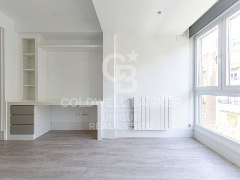 Madrid, Comunidad de Madrid, ES, 3 Bedrooms Bedrooms, ,4 BathroomsBathrooms,Residential,For Sale,1848919