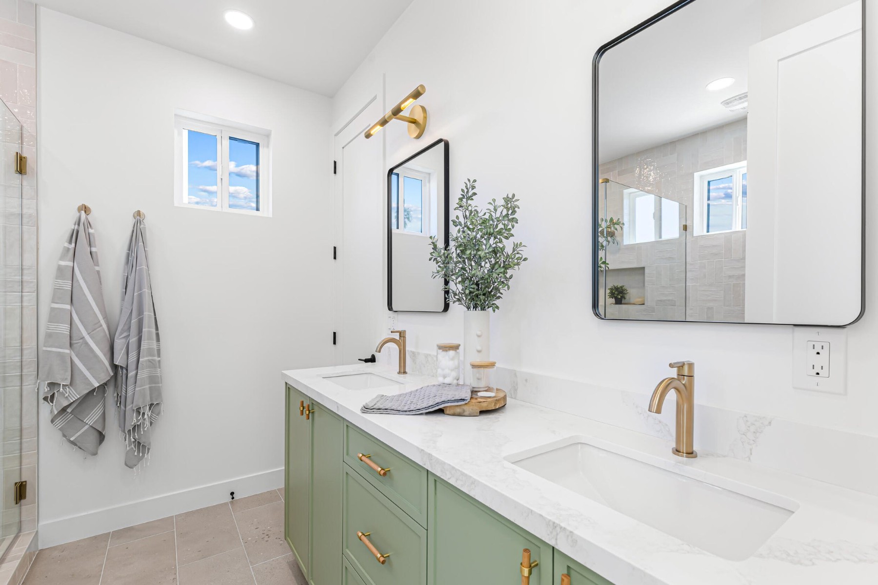  4852 E Piccadilly Road  Phoenix, AZ - 物件實景