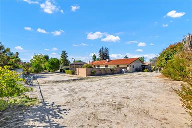 Hemet, California, 92544, United States, 5 Bedrooms Bedrooms, ,3 BathroomsBathrooms,Residential,For Sale,1989117