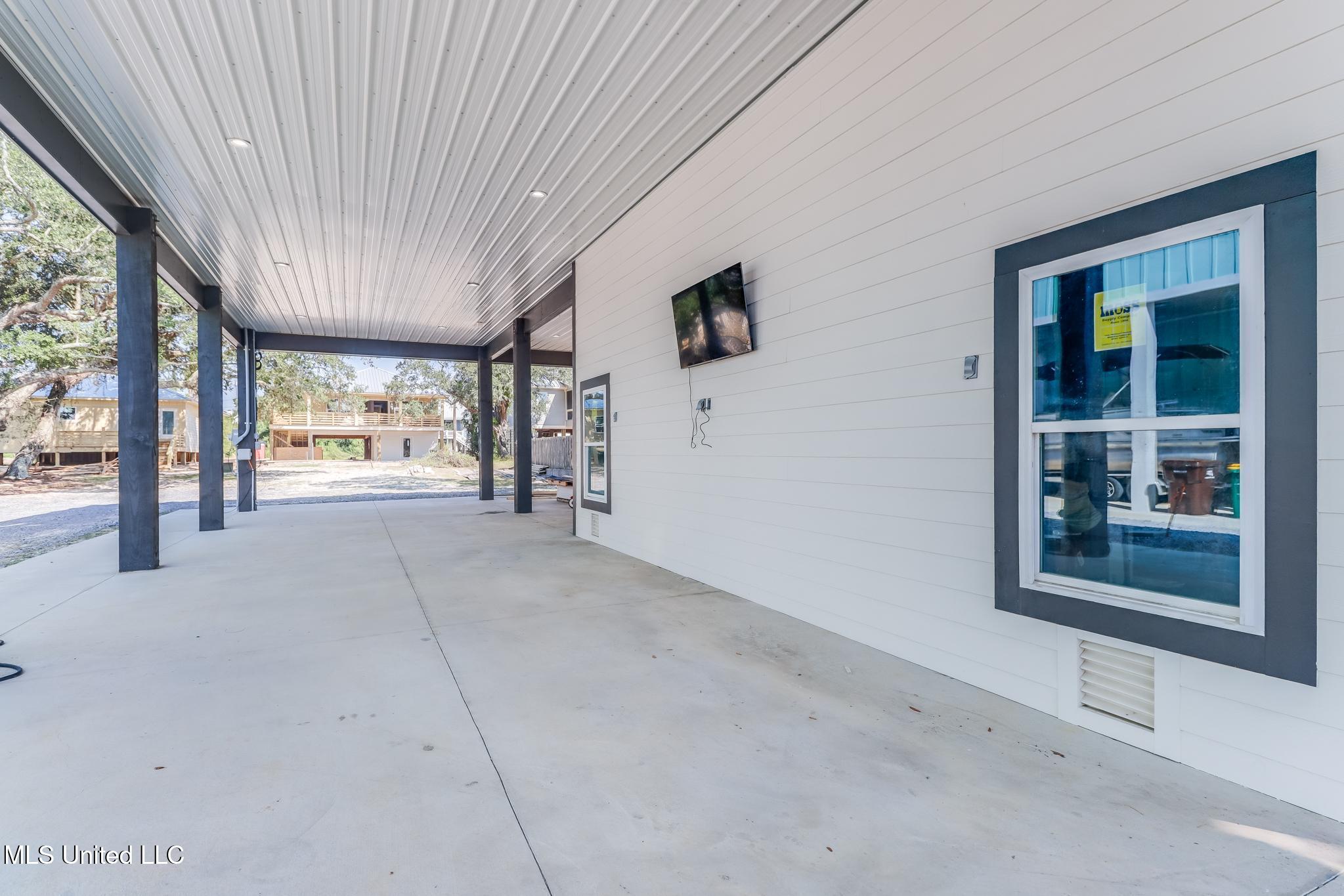 Long Beach, Mississippi, 39560, United States, 4 Bedrooms Bedrooms, ,3 BathroomsBathrooms,Residential,For Sale,1950837