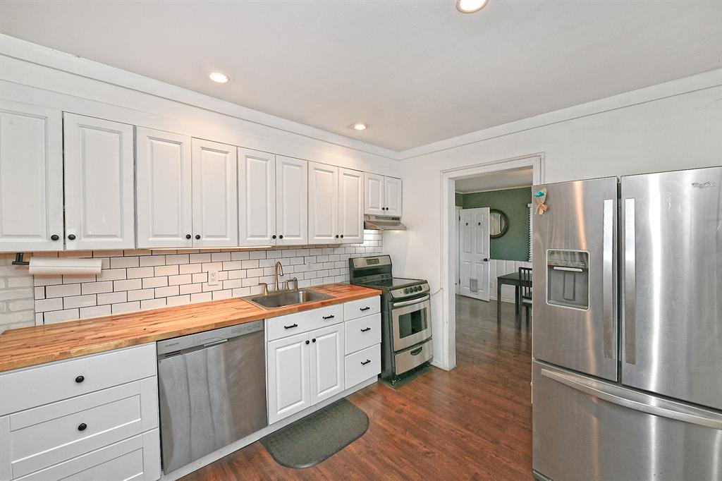 Levittown, New York, 11756, United States, 4 Bedrooms Bedrooms, ,1 BathroomBathrooms,Residential,For Sale,1984433