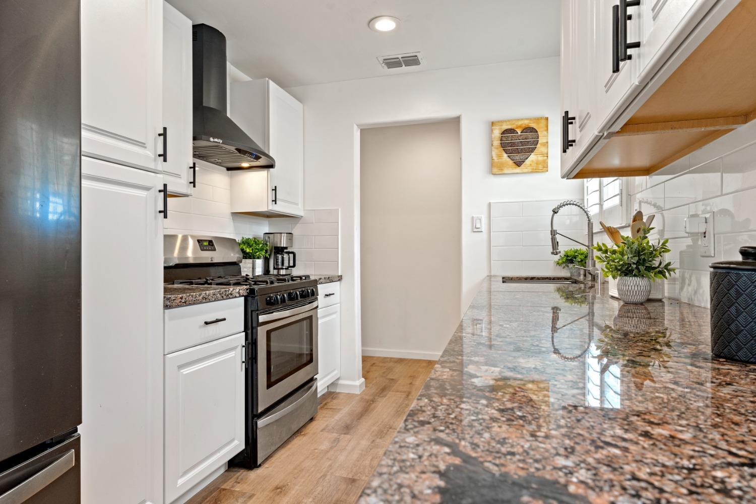 Orangevale, California, 95662, United States, 3 Bedrooms Bedrooms, ,1 BathroomBathrooms,Residential,For Sale,1975471