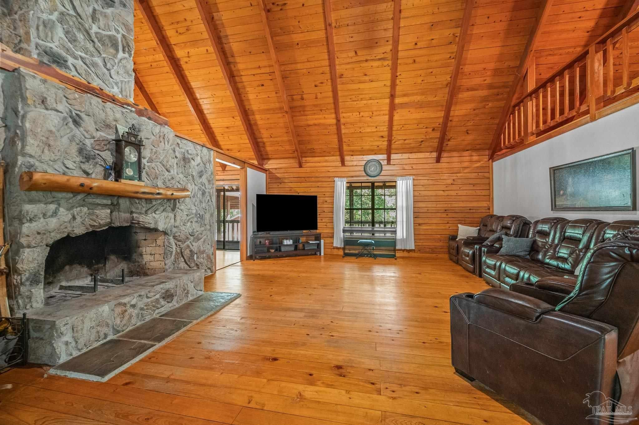 Molino, Florida, 32577, United States, 4 Bedrooms Bedrooms, ,3 BathroomsBathrooms,Residential,For Sale,1876750