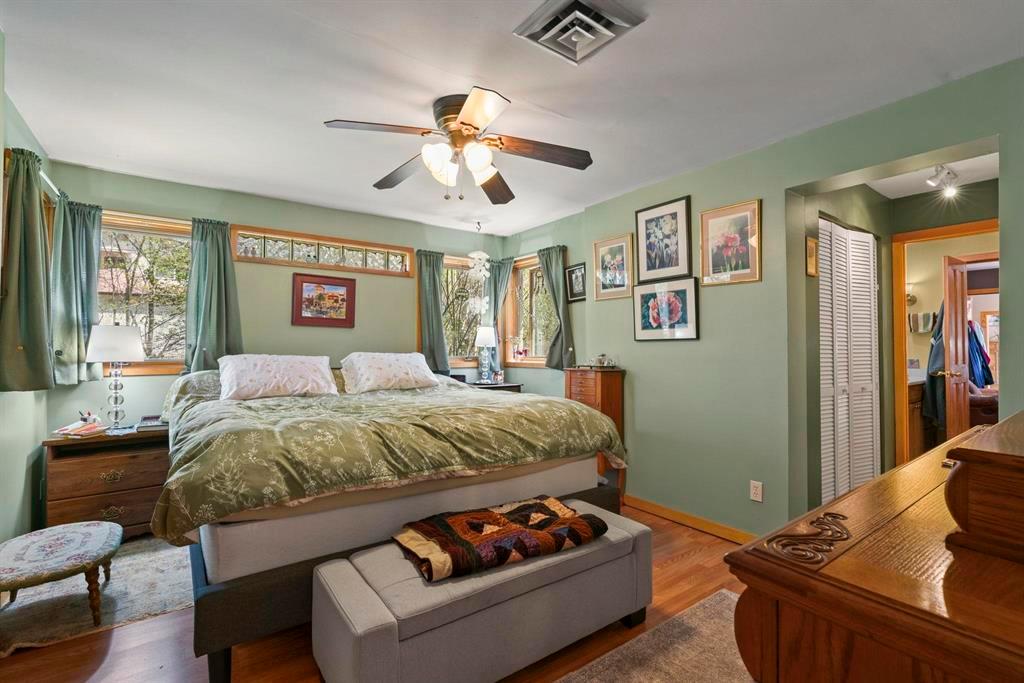 Durango, Colorado, 81301, United States, 3 Bedrooms Bedrooms, ,2 BathroomsBathrooms,Residential,For Sale,1794547