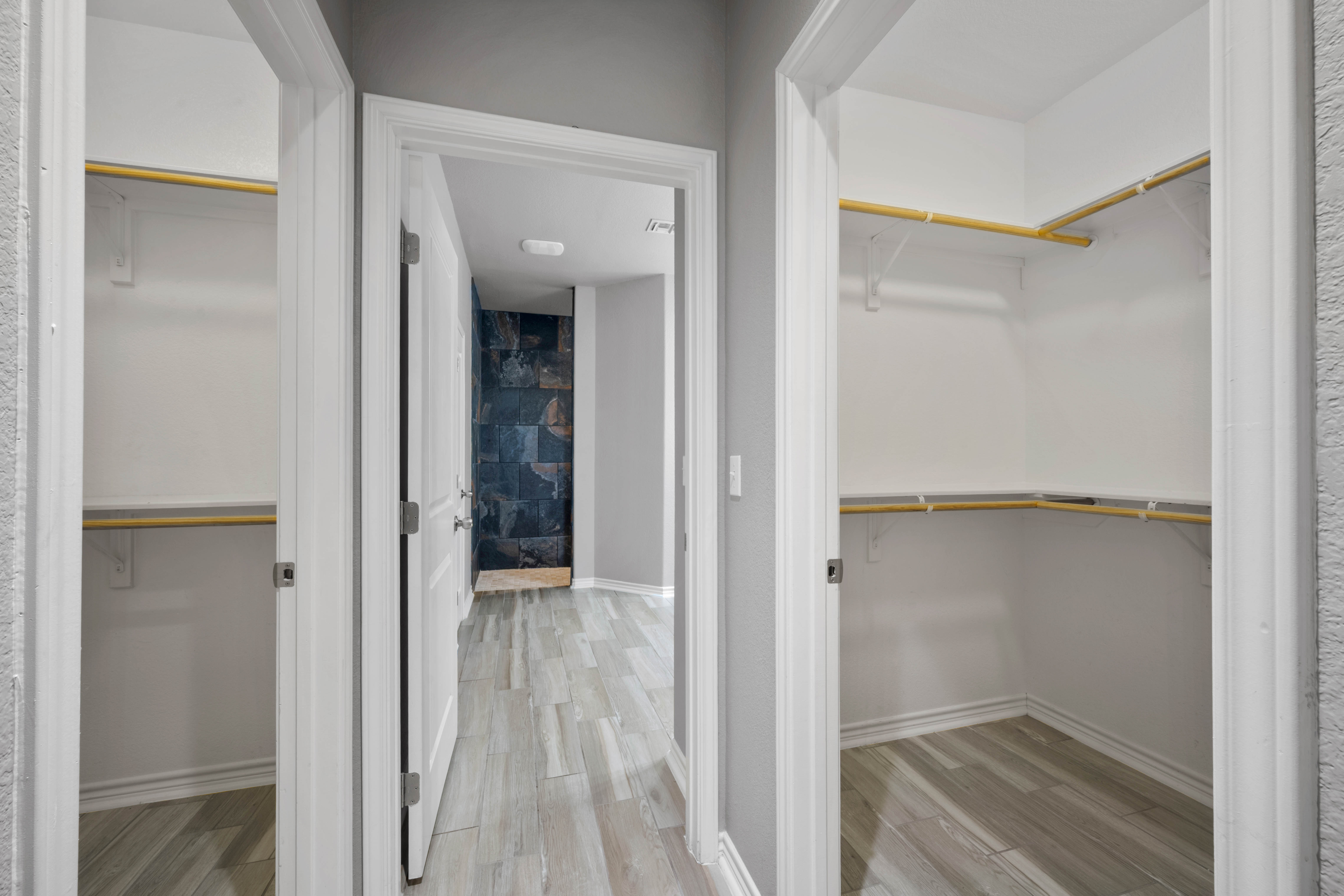  Gorgeous 4BR Home in Wandering Oaks - 物件實景