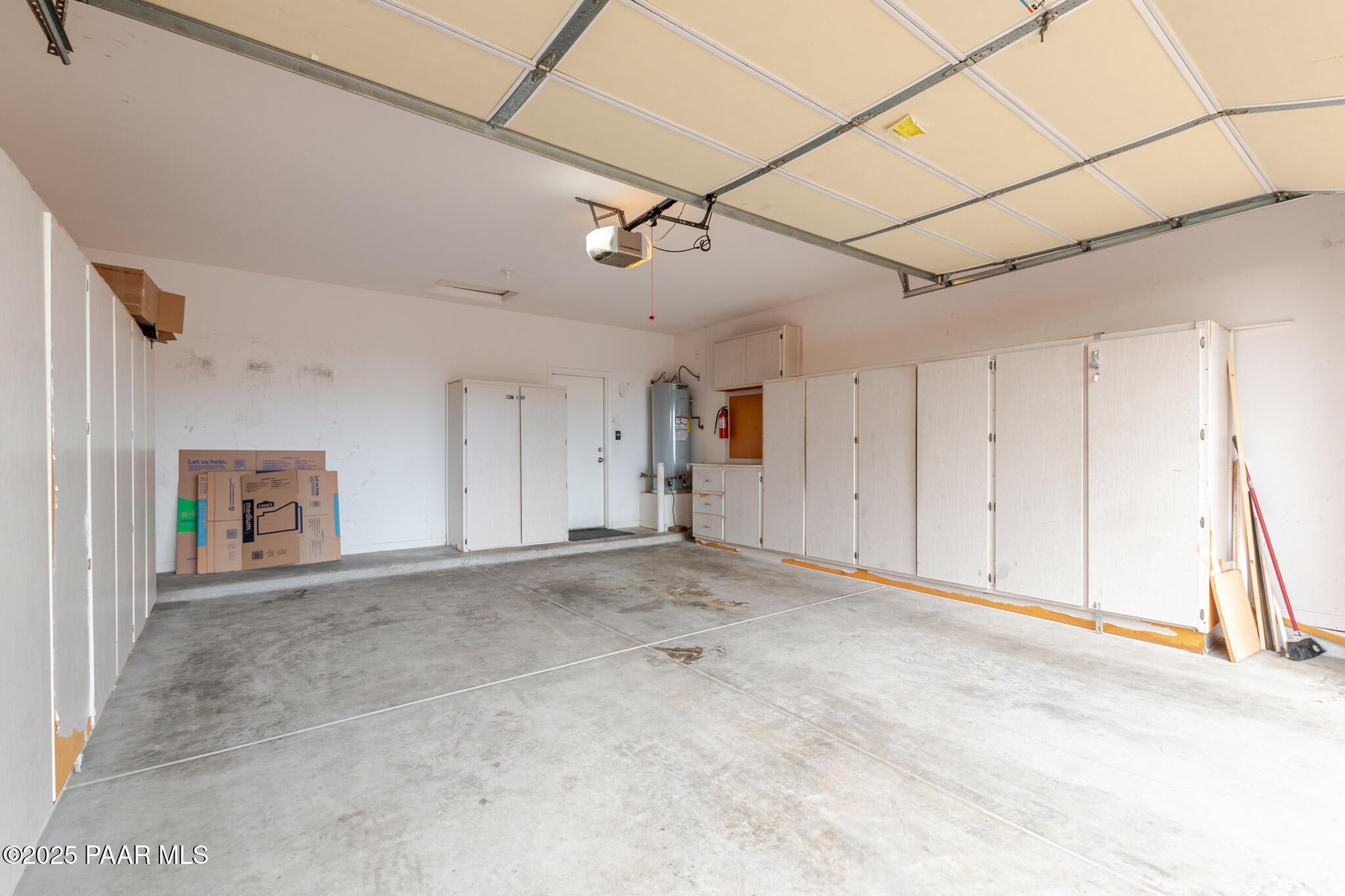 Buckeye, Arizona, 85326, United States, 4 Bedrooms Bedrooms, ,1 BathroomBathrooms,Residential,For Sale,1999085