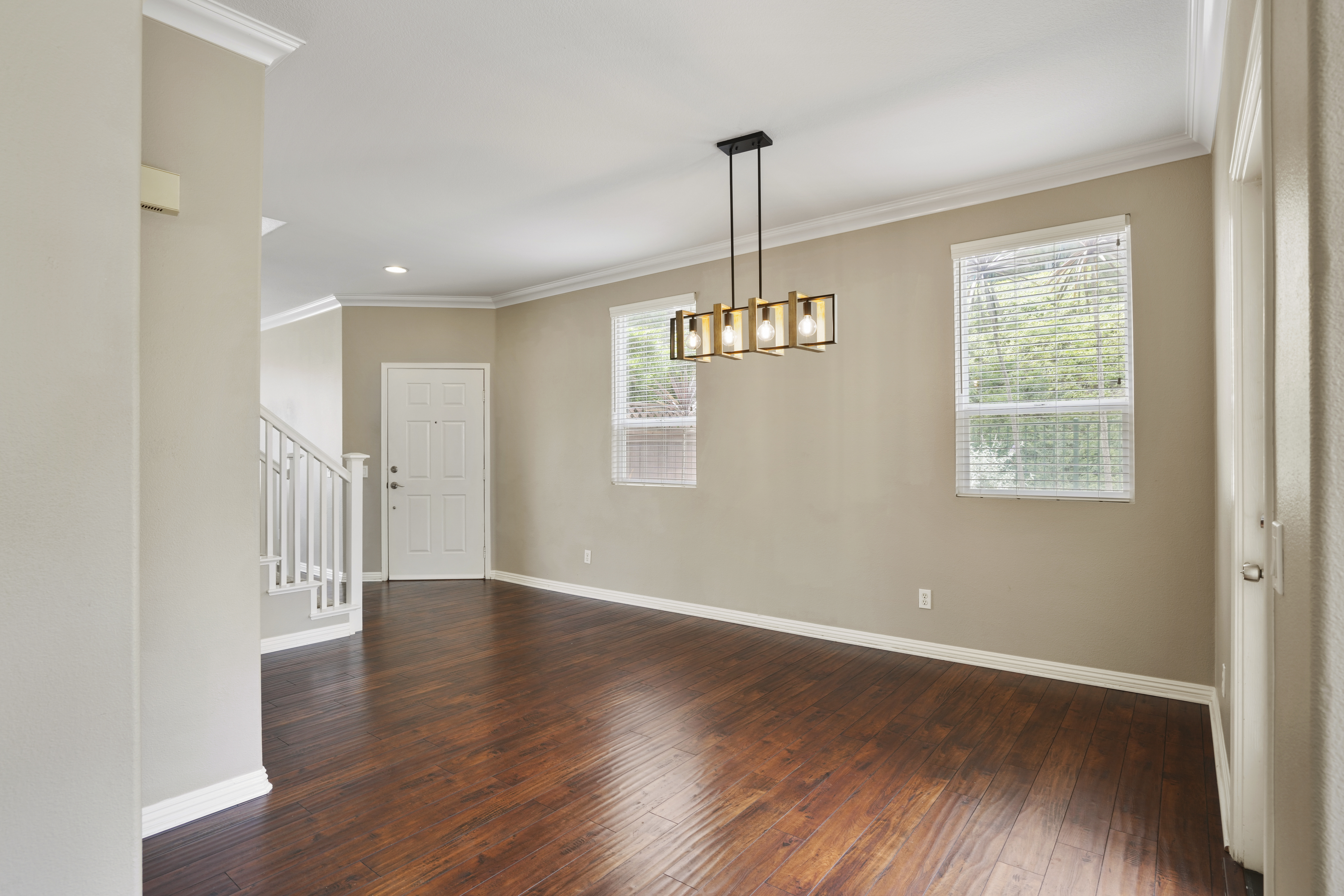  2496 Maxson Court, Signal Hill, CA 90755 - 物件實景
