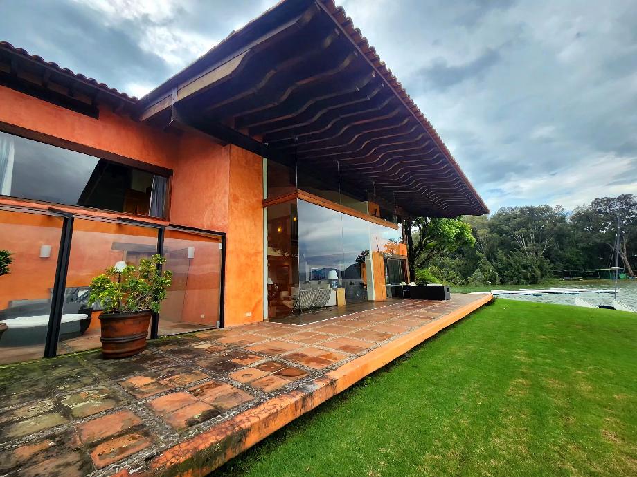 Valle de Bravo, Estado de méxico, 51200, Mexico, 4 Bedrooms Bedrooms, ,4 BathroomsBathrooms,Residential,For Sale,1998438