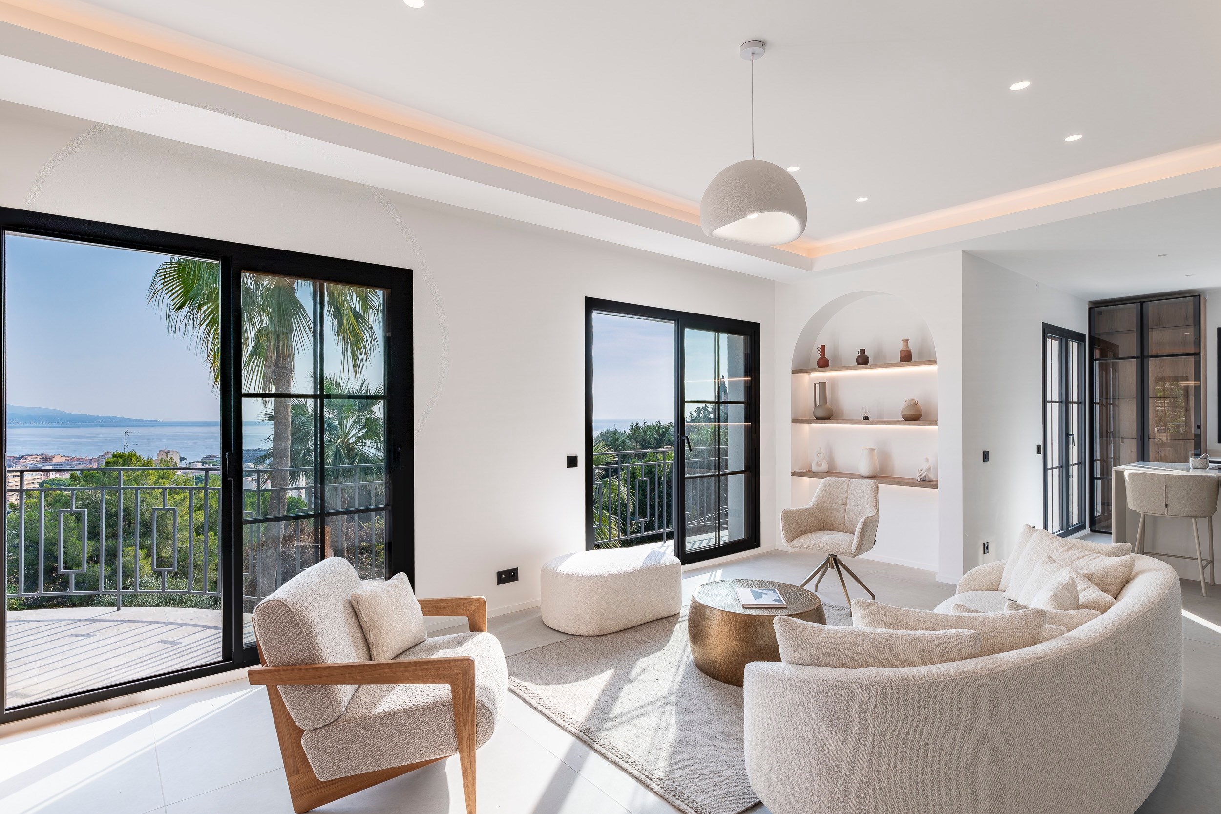  Renovated contemporary villa with pool near Monaco in Roquebrune-Cap-Martin - 物件實景