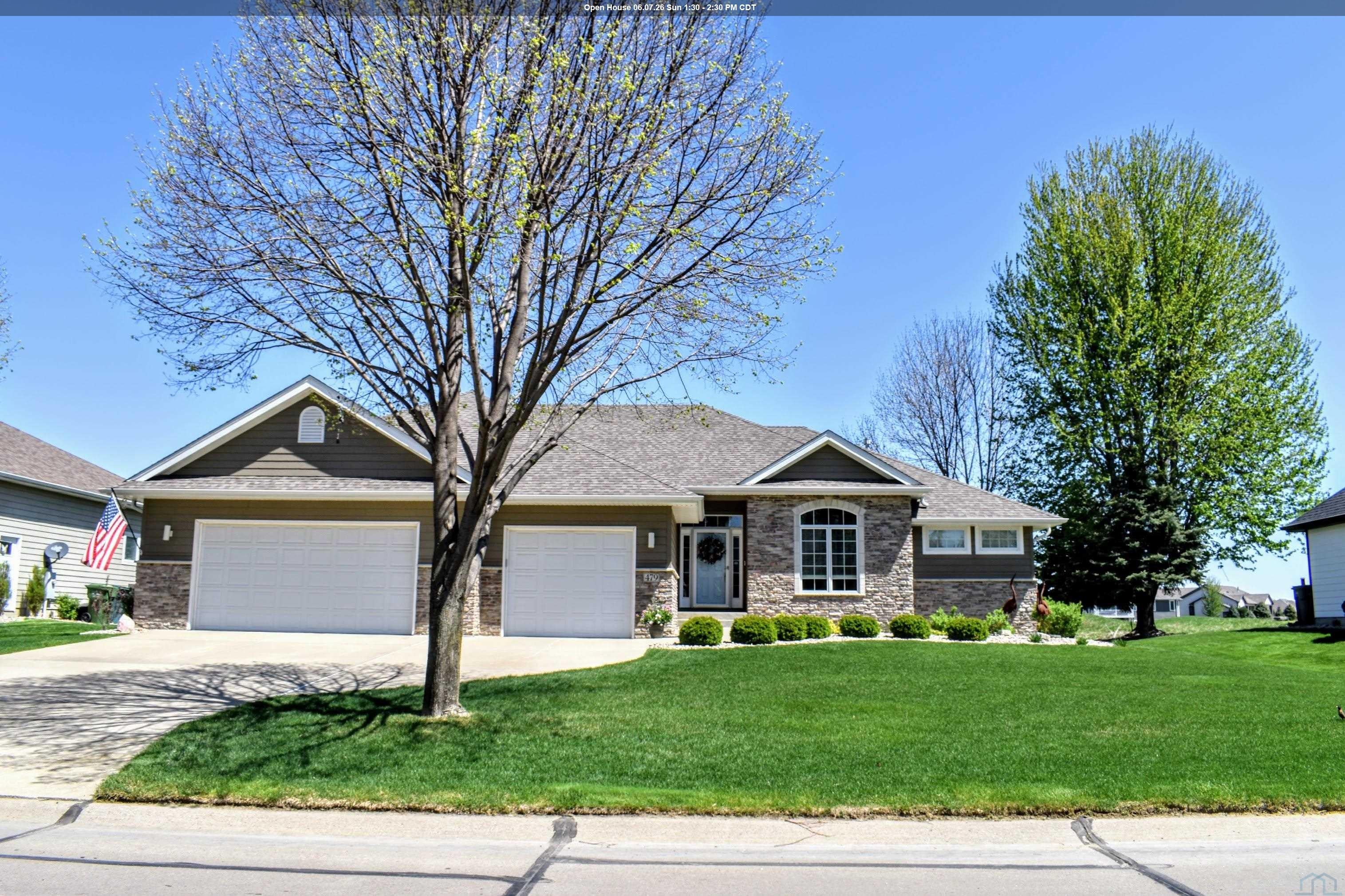 Dakota Dunes, South Dakota, 57049, United States, 4 Bedrooms Bedrooms, ,3 BathroomsBathrooms,Residential,For Sale,2033503