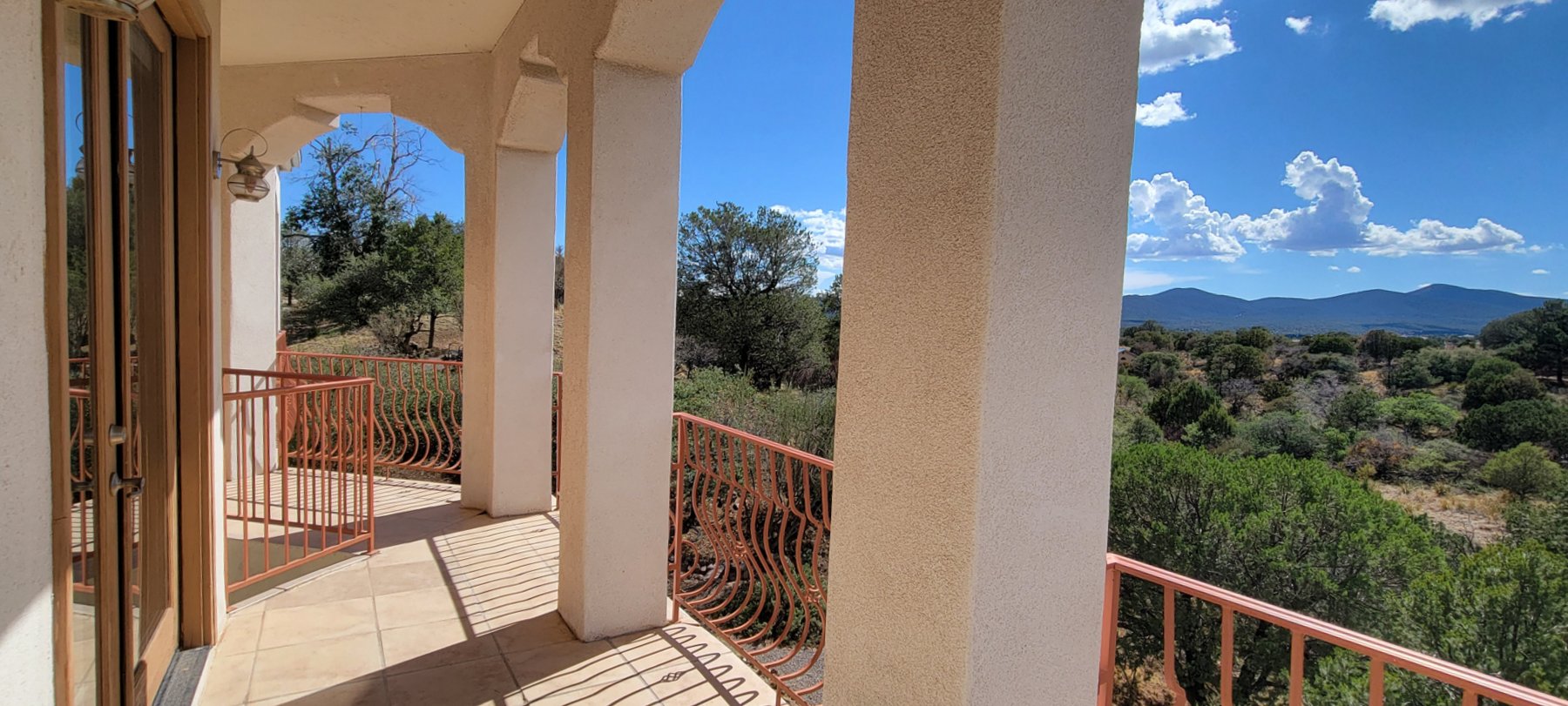 Silver City, New Mexico, 88061, United States, 4 Bedrooms Bedrooms, ,5 BathroomsBathrooms,Residential,For Sale,1973737