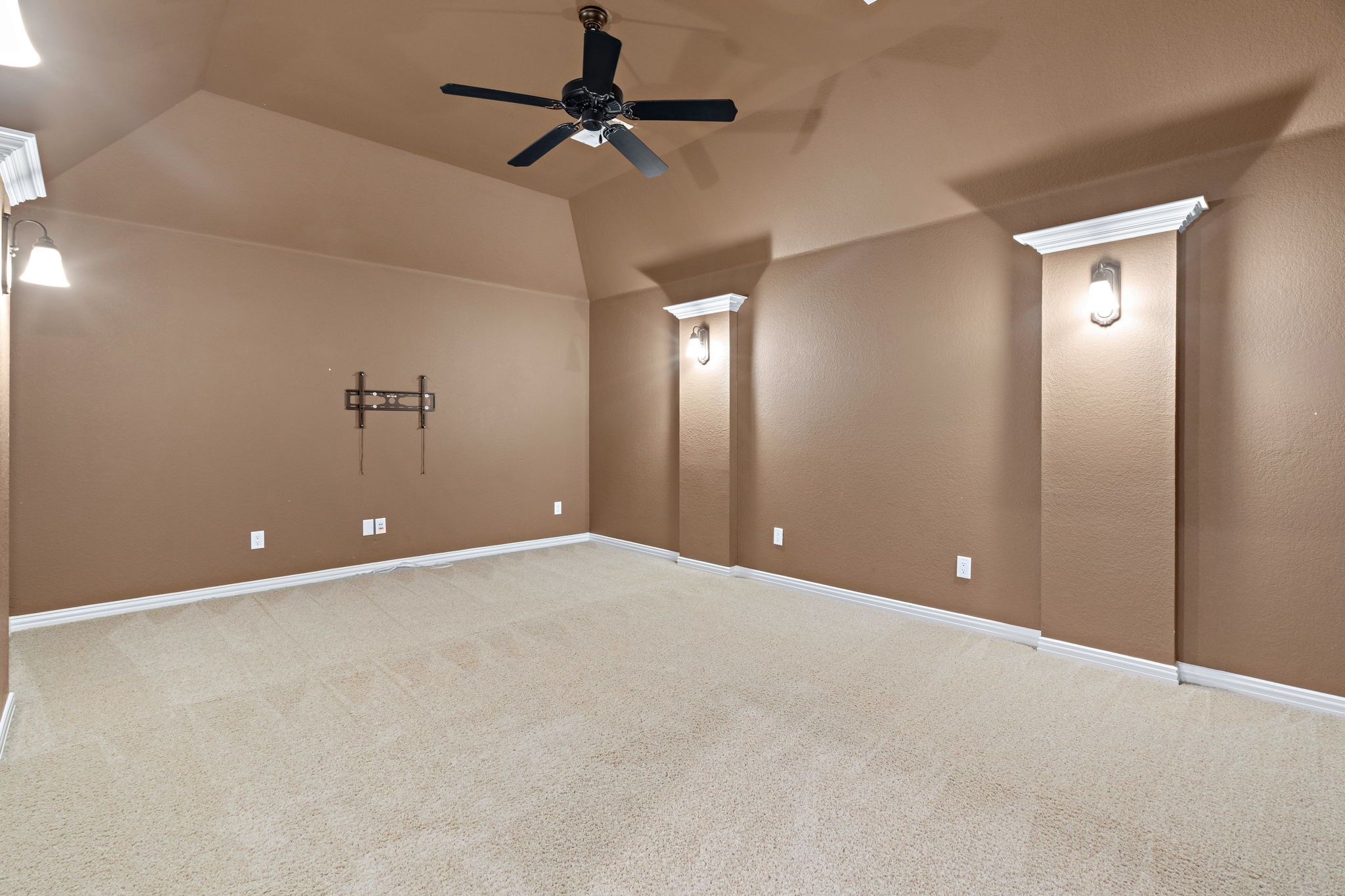 Fort Worth, Texas, 76244, United States, 4 Bedrooms Bedrooms, ,4 BathroomsBathrooms,Residential,For Sale,1901219