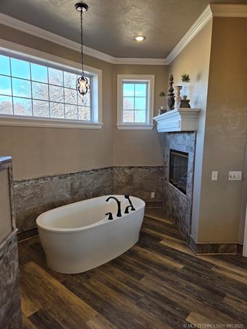 Stigler, Oklahoma, 74462-1647, United States, 3 Bedrooms Bedrooms, ,3 BathroomsBathrooms,Residential,For Sale,2005230