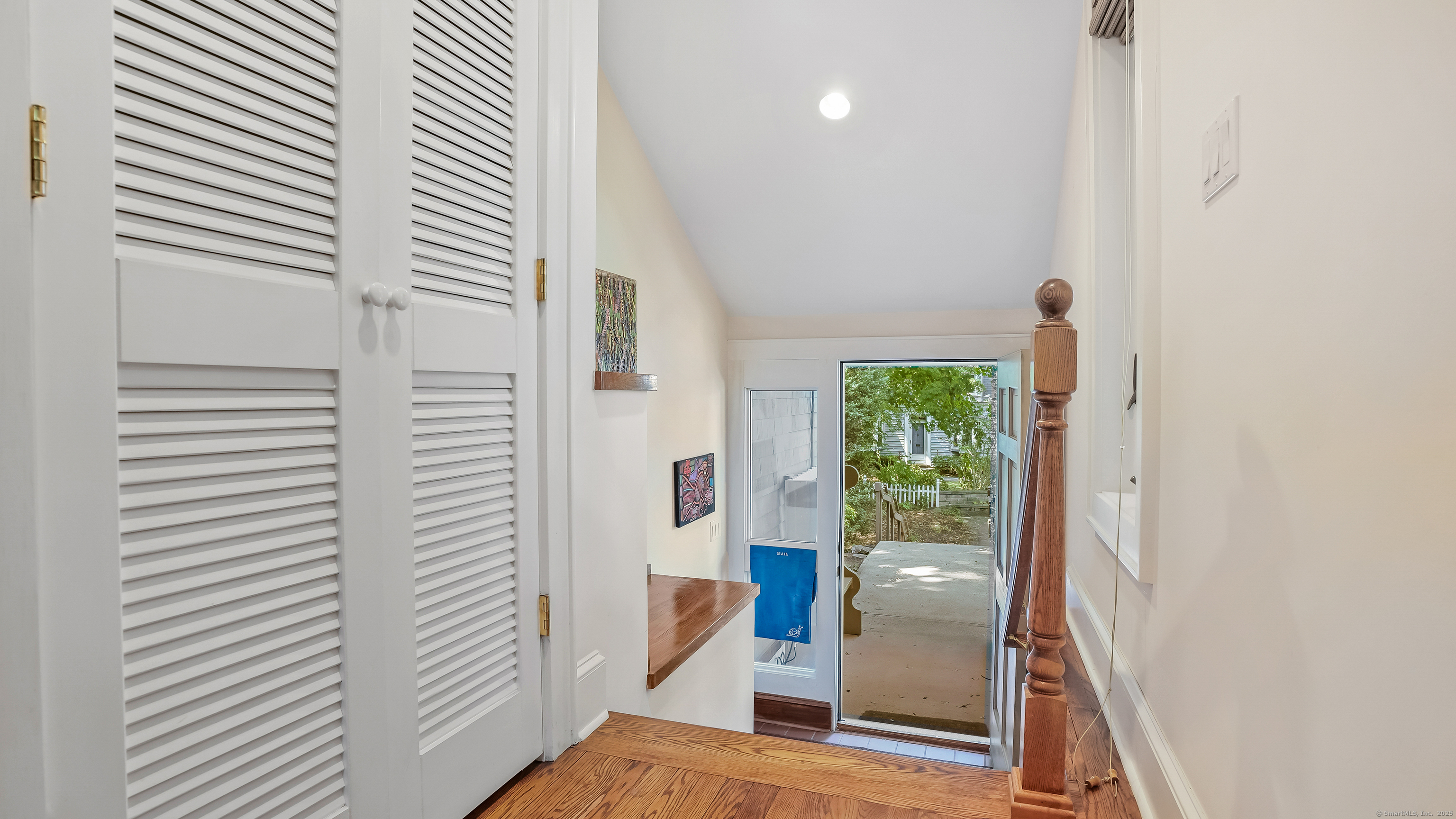Hamden, Connecticut, 06517, United States, 4 Bedrooms Bedrooms, ,3 BathroomsBathrooms,Residential,For Sale,1917035