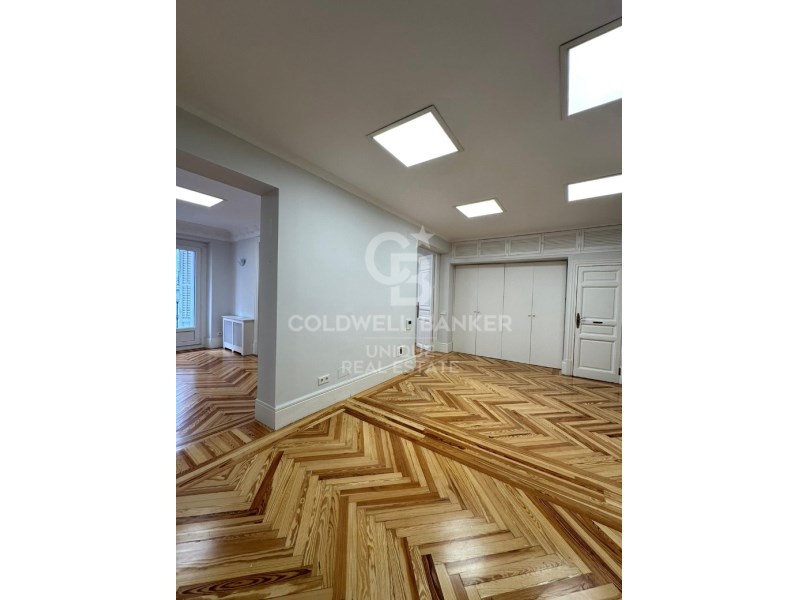 Madrid, Madrid, Retiro, Jer?nimos Madrid, Madrid, Madrid, Comunidad de Madrid, ES, 3 Bedrooms Bedrooms, ,2 BathroomsBathrooms,Residential,For Sale,Madrid, Madrid, Retiro, Jer?nimos Madrid, Madrid, ,1656796