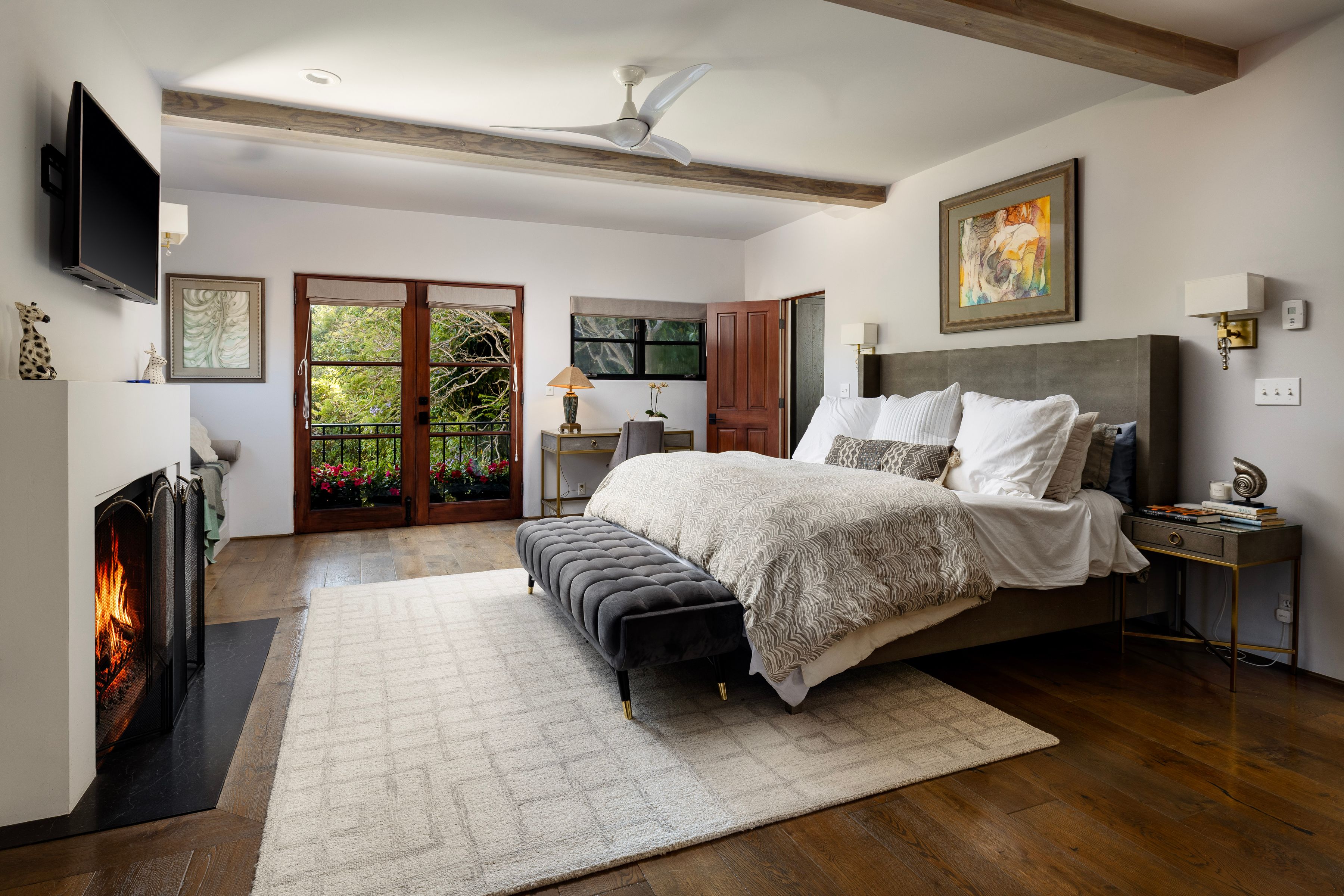  Renovated Spanish-Style Hacienda - 物件實景