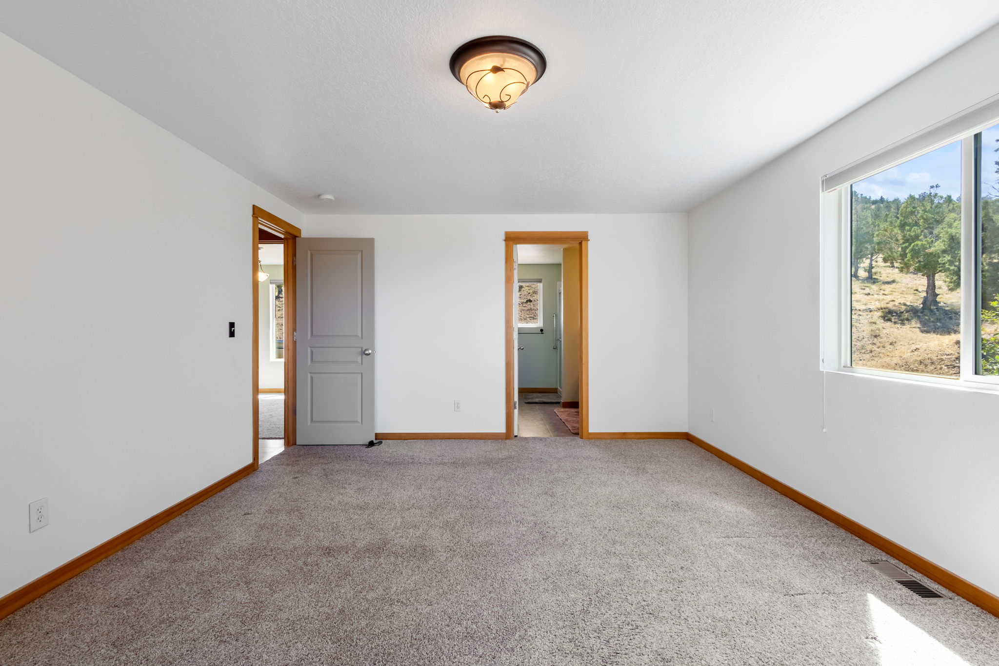 6997 SE Scenic Dr., Prineville, Oregon, 97754, United States, 4 Bedrooms Bedrooms, ,2 BathroomsBathrooms,Residential,For Sale,6997 SE Scenic Dr.,1573189